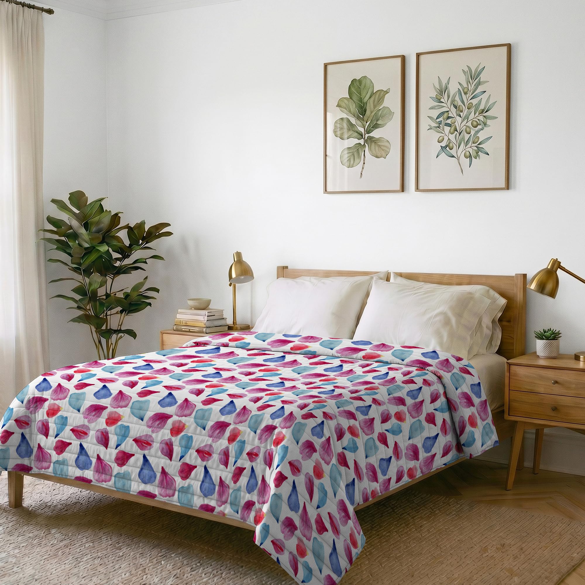 Italian Bed Linen Fantasy Microfibre Summer Quilt, Double 260 x 270 cm, Petals