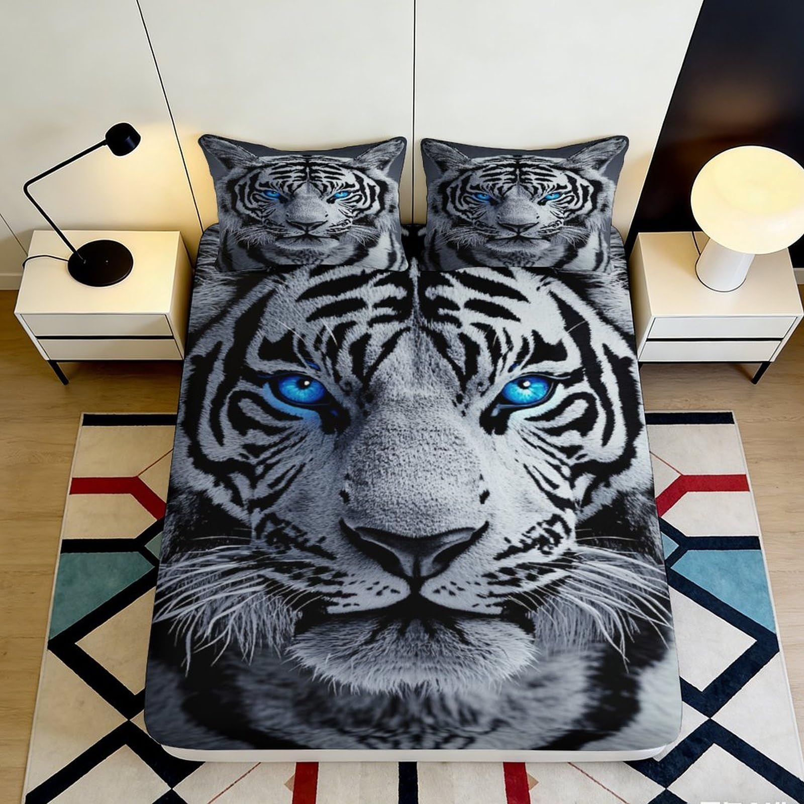 3D Printed Blue Eyed Tiger Fitted Sheet Microfiber Soft Anti-Slip Black White Mattress Cover for Bedroom Guest Room Decor 120x200x25cm