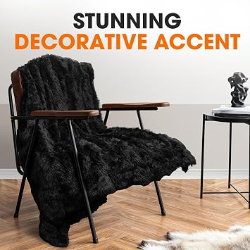 Cheer Collection Throw Blanket - Shaggy Hair Fluffy Blanket for Couch or Bed, Soft Throw Blanket, Plush Fuzzy Blanket, Decorative Super Soft Blanket, Machine Washable, 50x60, Black