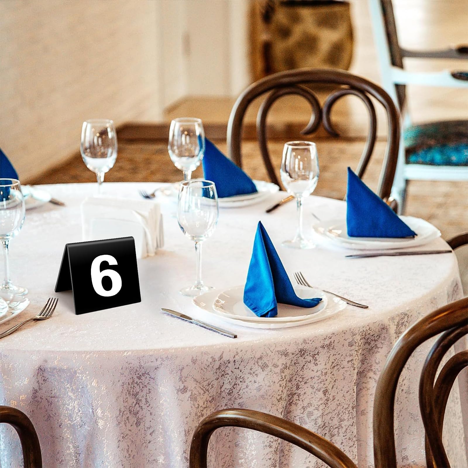 Lot de 50 numéros de table en acrylique noir de 1 à 50 panneaux imprimés des deux côtés pour mariage, restaurant, banquet, réception, événements, 6,3 x 5,7 cm