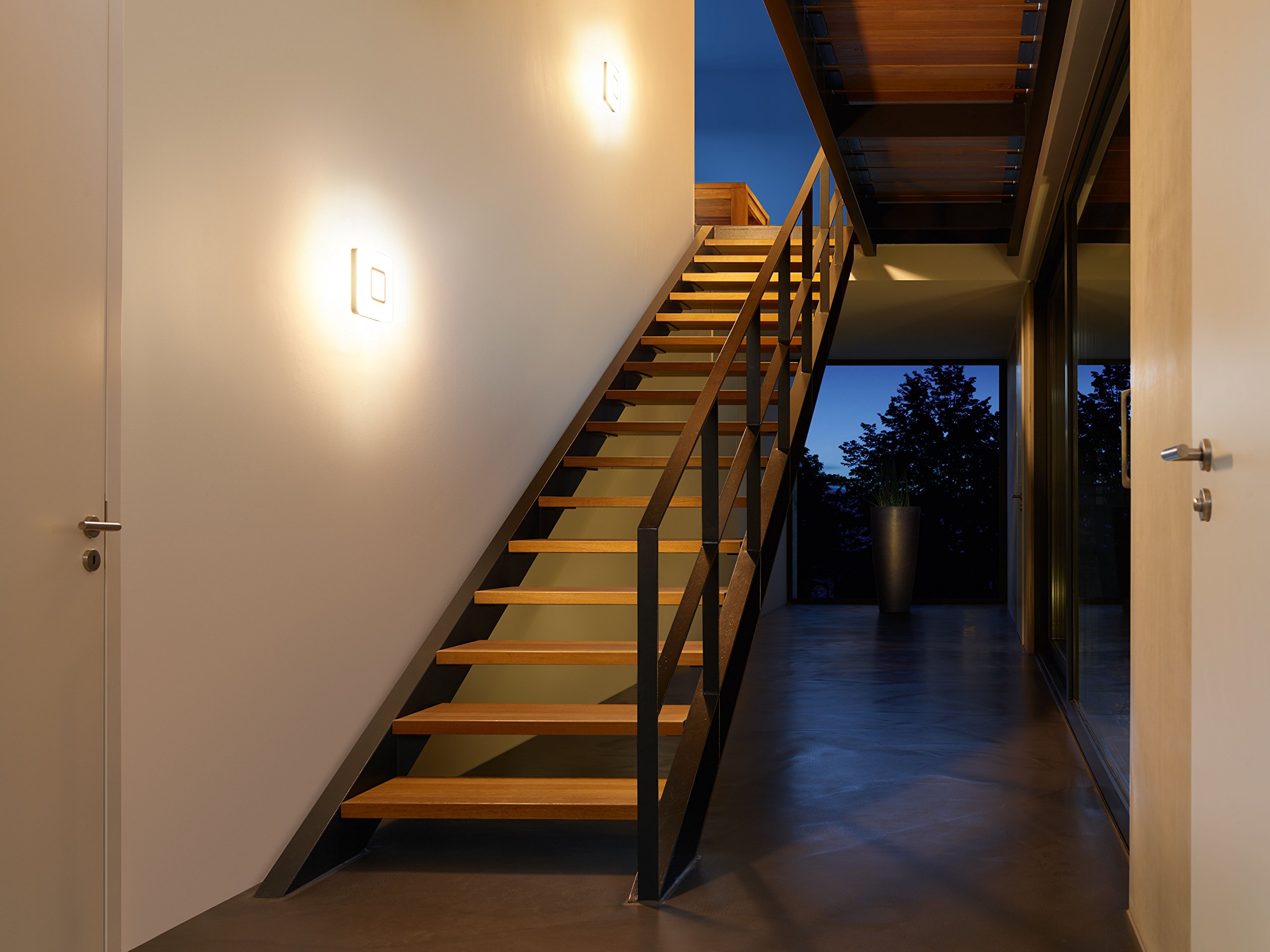 Steinel LED Innenleuchte RS M1 S Edelstahl, 8.8 W Wandlampe, 759 lm, 360° Bewegungsmelder, Max. 8m Reichweite, Weiß