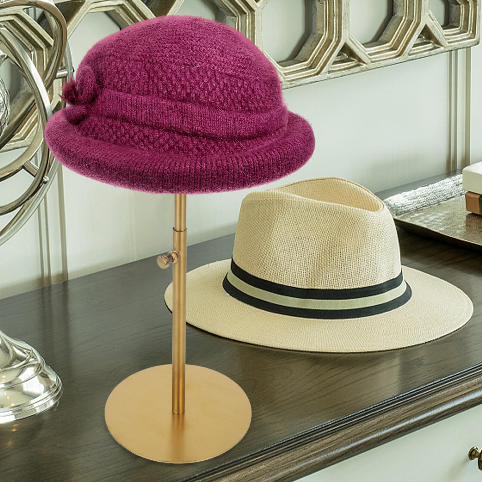Cabilock Perchero para Sombreros de Sobremesa en Acero Inoxidable Dorado Altura Ajustable y Base Estable, Expositor Elegante para Sombreros en Hogar o Escritorio