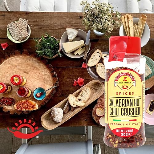Miniatura 6 de TUTTOCALABRIA Copos de chile calabriano, chiles picantes secos y triturados, 2.12 oz, 2.11 oz Todo natural, sin OMG, producto de Italia