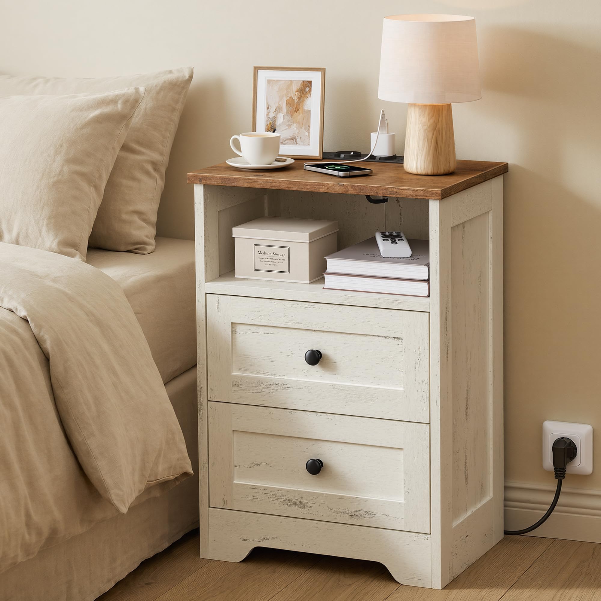 VASAGLE Comodino, con Prese e Porte USB, con 2 Cassetti, 40 x 30 x 59 cm