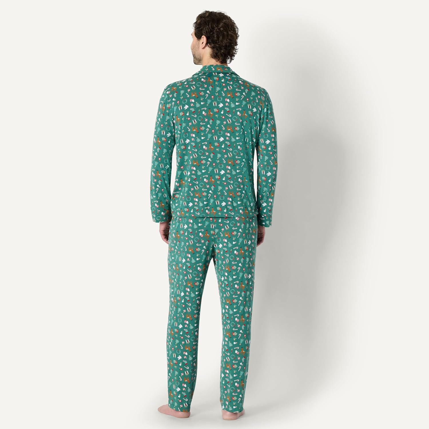 Amazon Essentials x Sofia Grainge Matching Holiday Family Pajama Sets - Image 5