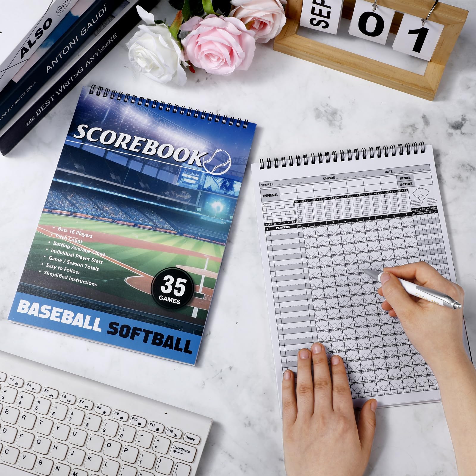 Qilery Libro de puntuación de béisbol, 35 juegos, libro de puntuación de béisbol y sóftbol, libro de puntuación, accesorios de entrenamiento para estadísticas, entrenadores, marcadores, 11.6 x 8.3