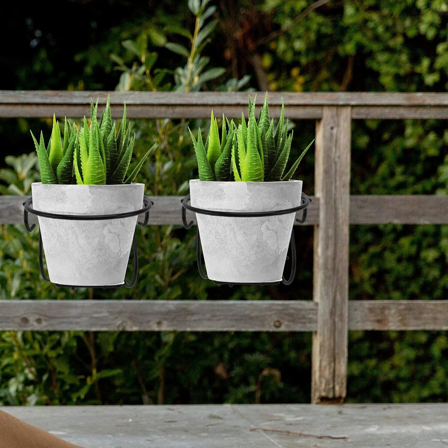 Happyyami Collapsible Shelf Bracket 4PCS Flower Pot Holder Ring Iron Metal Planter Hooks Hangers Wall Bracket Railing Hanging Orchid Pot Rack for Fence Garden Piano Window Black White Shelf Bracket