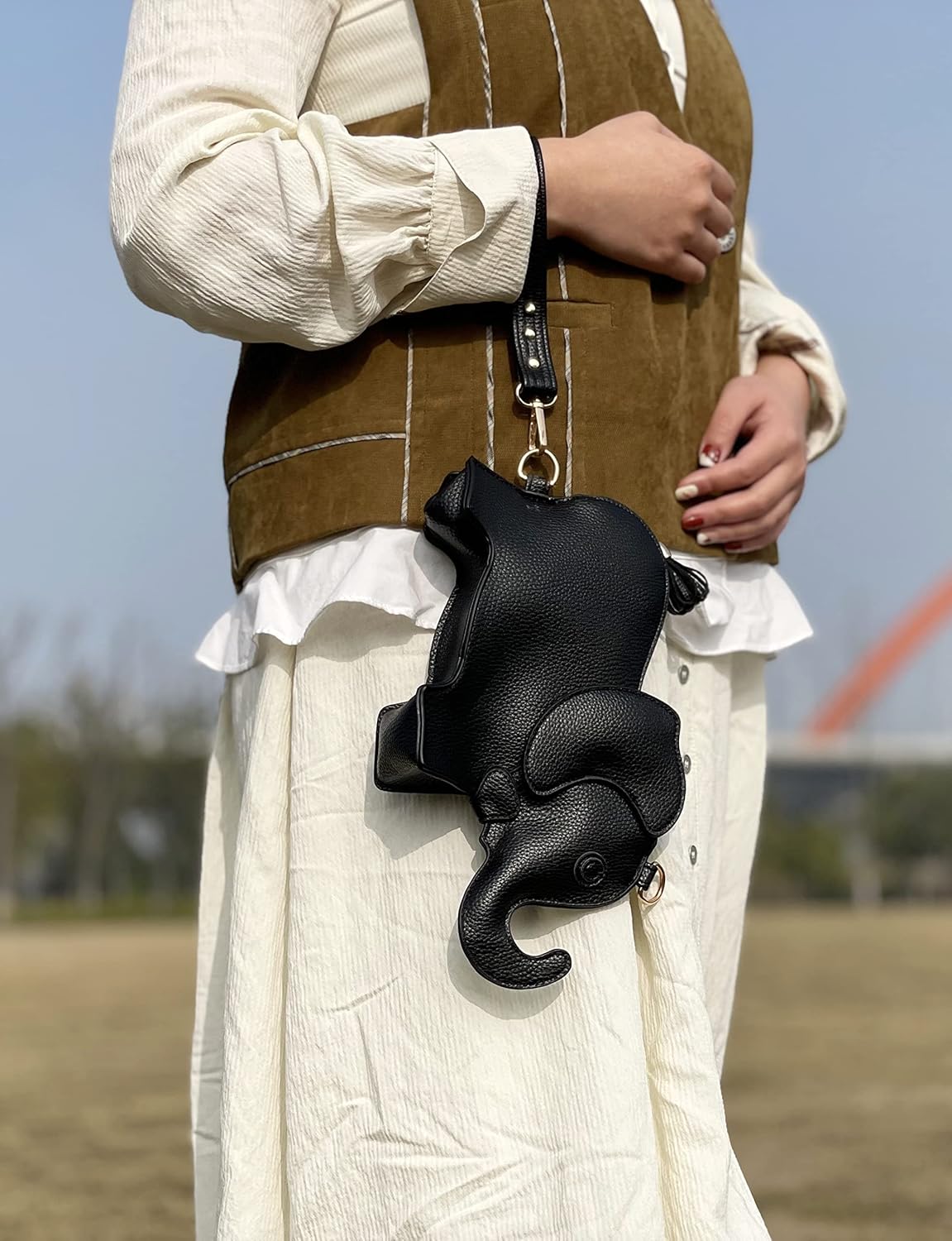 Cute PU Leather Shoulder Bag Fashion Elephant Purse Novelty Animal Shaped Purse Elephant Gifts for Women - Image 6