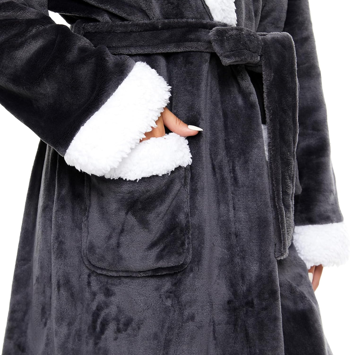 ccko Plush Robes For Women, Fleece Fuzzy Womens Robe,Soft Warm Women's Bathrobe with Hood for Bath Spa Shower House