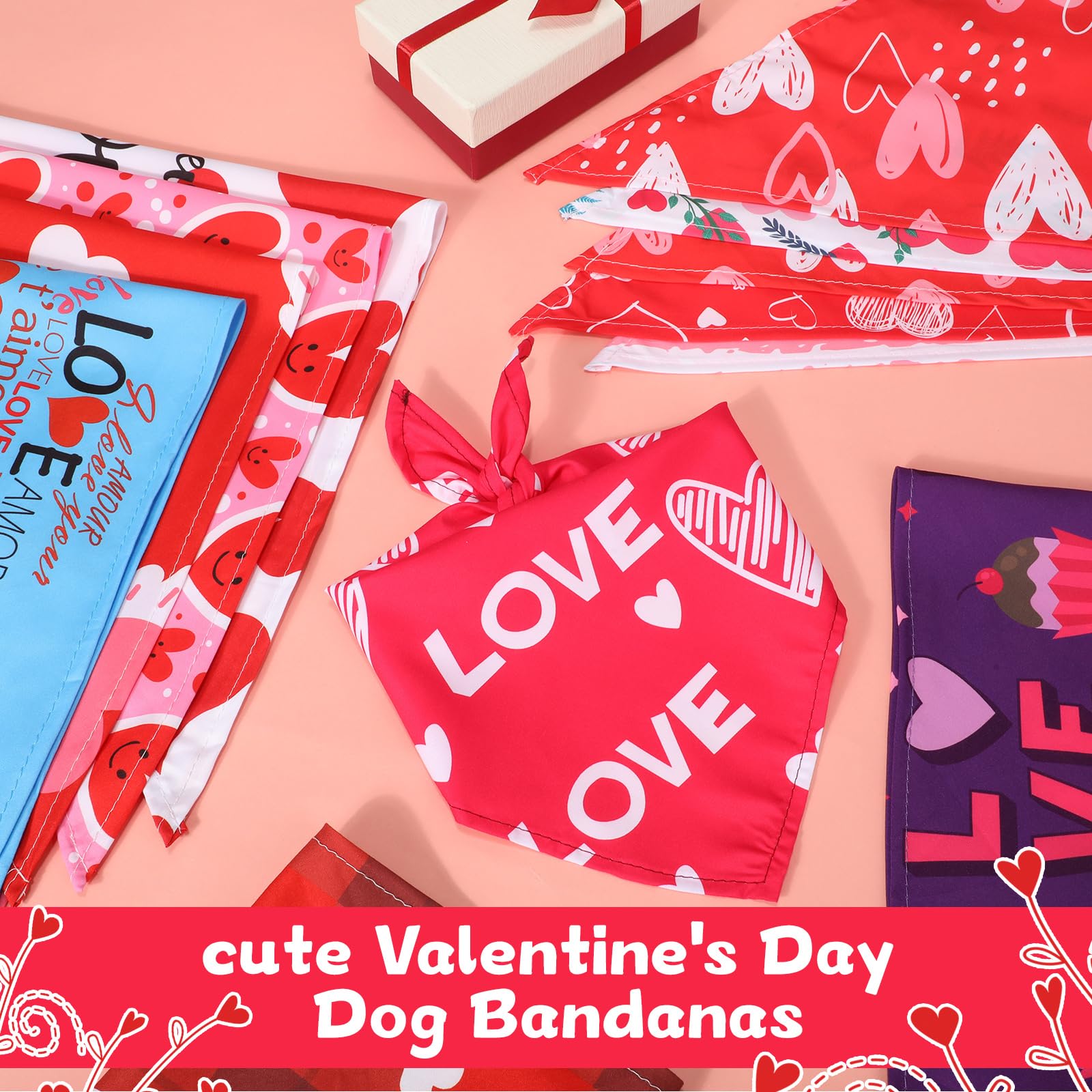 Abbylike Lot de 150 Bandanas triangulaires lavables en Forme de cœur pour Chien de Petite, Moyenne et Grande Taille