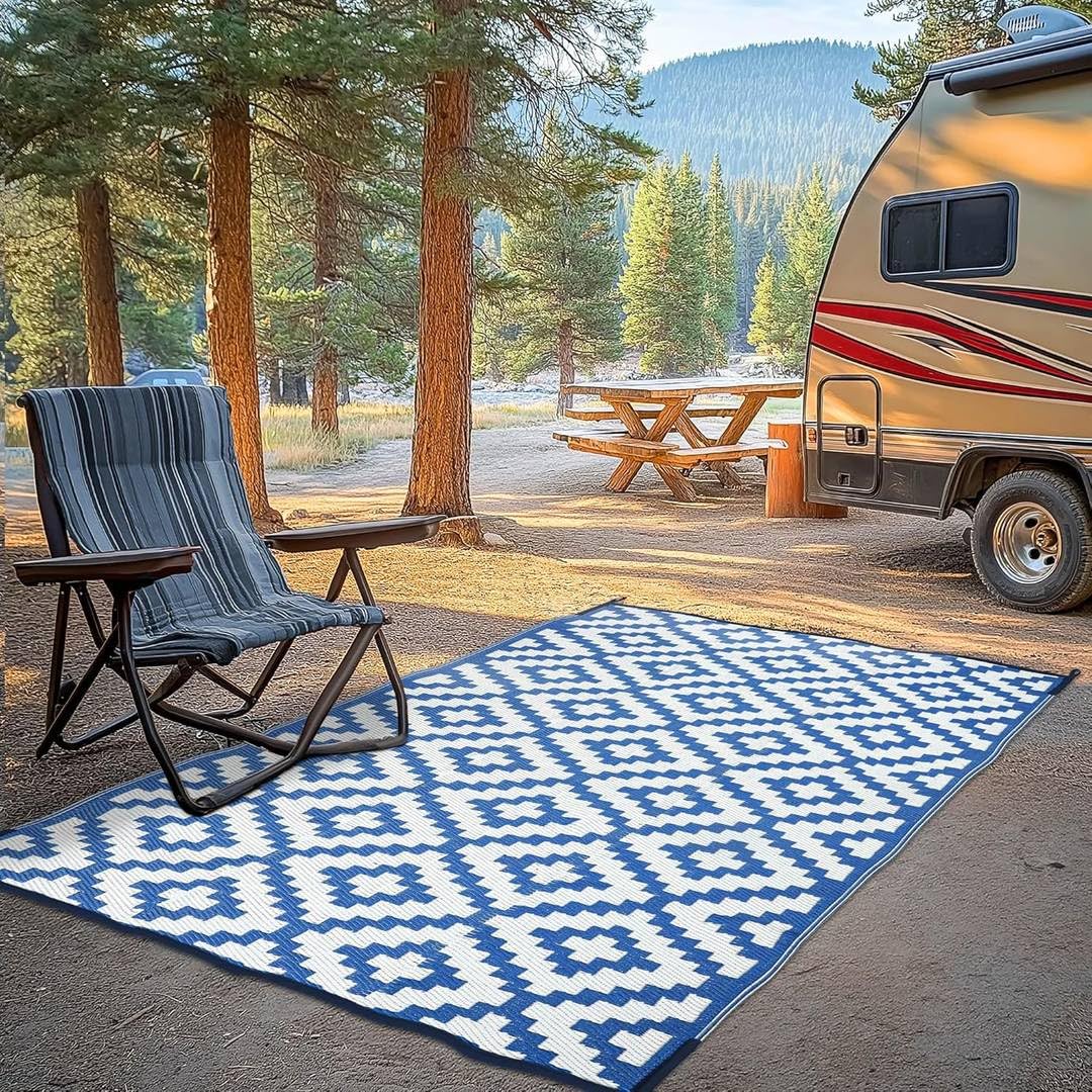 LOVETRENDS Bliss Regatta Blue White Outdoor Camping Rug 120x180cm 4x6ft Reversible Waterproof Picnic Mat Garden Patio Balcony Beach Festival Ground Mat Compact Rug Foldable Lightweight Portable