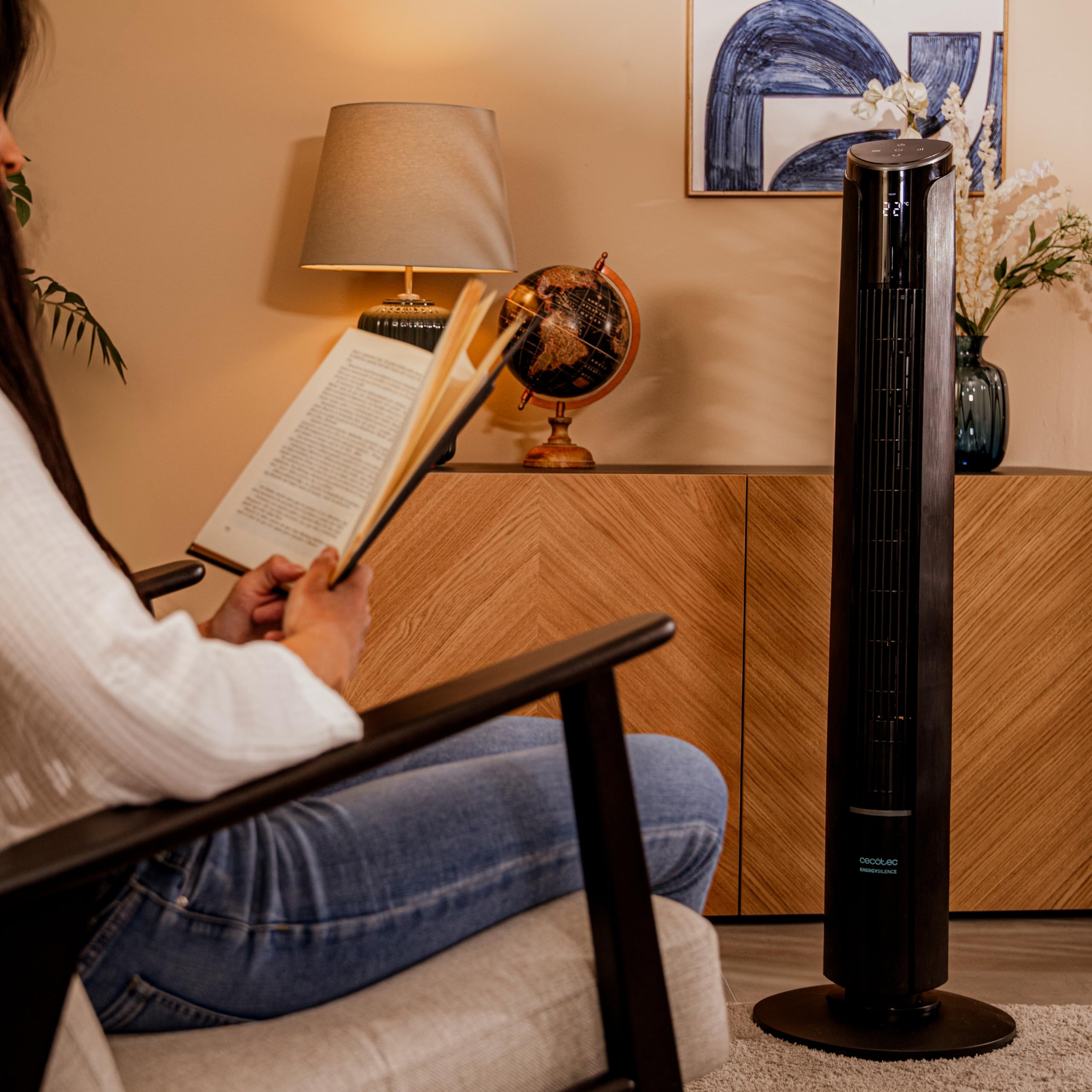 Cecotec Ventilateur Colonne EnergySilence 9250 Skyline Smart Tilt 45 W | 42 Pouces, 3 Vitesses, 4 Modes de Fonctionnement, Minuterie Programmable 12 Heures, Oscillation Automatique 70°