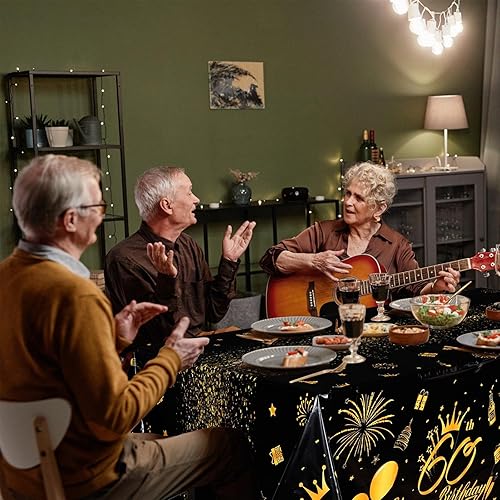 Miniatura 6 de Paquete de 3 manteles de plástico desechables de cumpleaños n. 60, manteles rectangulares negros y dorados para decoraciones de cumpleaños de 60