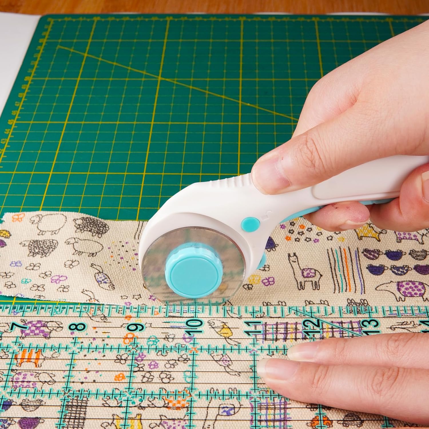 MANUFORE Sewing Tools Quilting Ruler and Scissors Set Bundle
