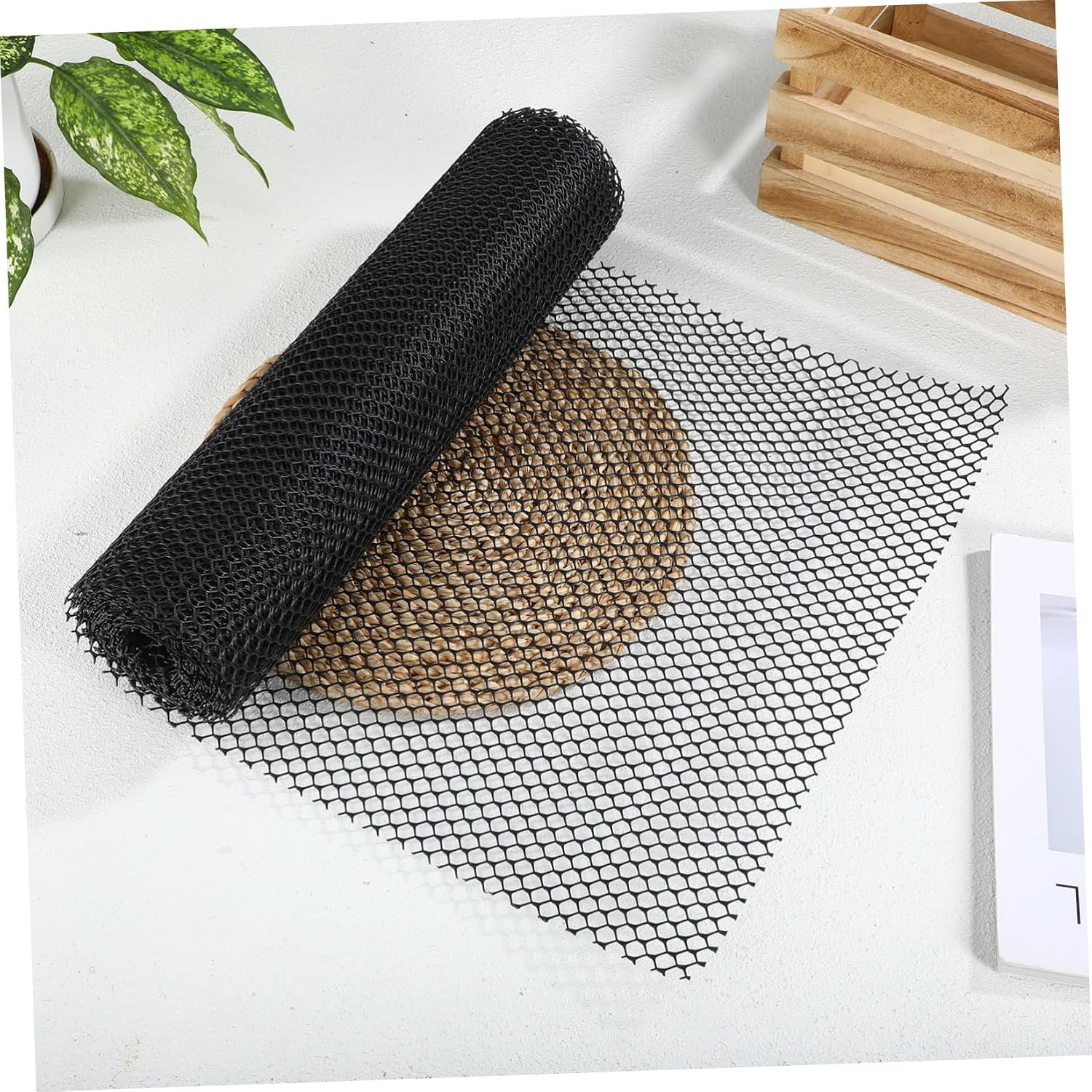 Black Hdpe Balcony Protective Cat Net for Pets and Dogs, Weather Resistant Sturdy Netting for Outdoor and Living Area Safety, Easy Installation Balcony Safety Guard and Pet