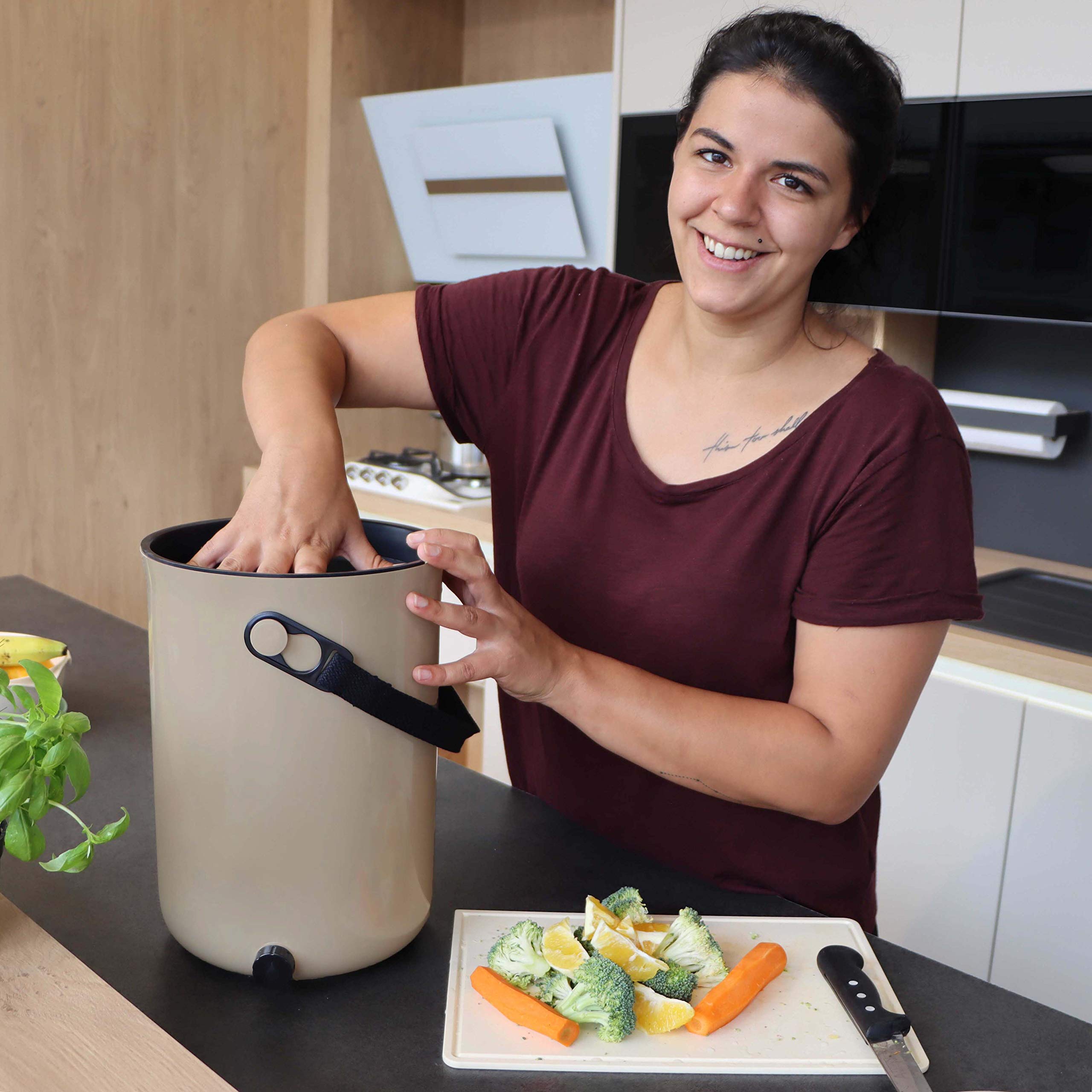 Bokashi Organko 2 Cappucino (9,6L) | Composteur Organique avec compacteur + 1 kg d'Activateur EM-1 de Fermentation fabriqué en France