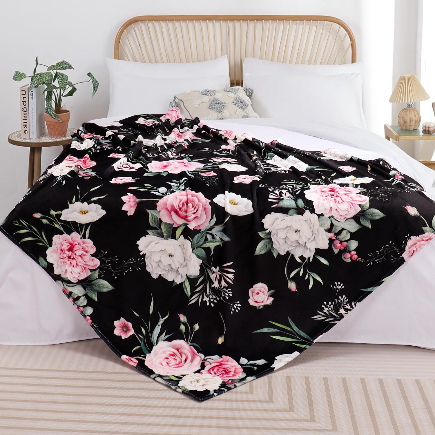 Floral Throw Blanket Botanical Flower Blanket Ultra Soft Flannel Fleece Throw Blankets Lightweight Cozy Fluffy Plush Blankets for Bed Couch Sofa 60"X80"