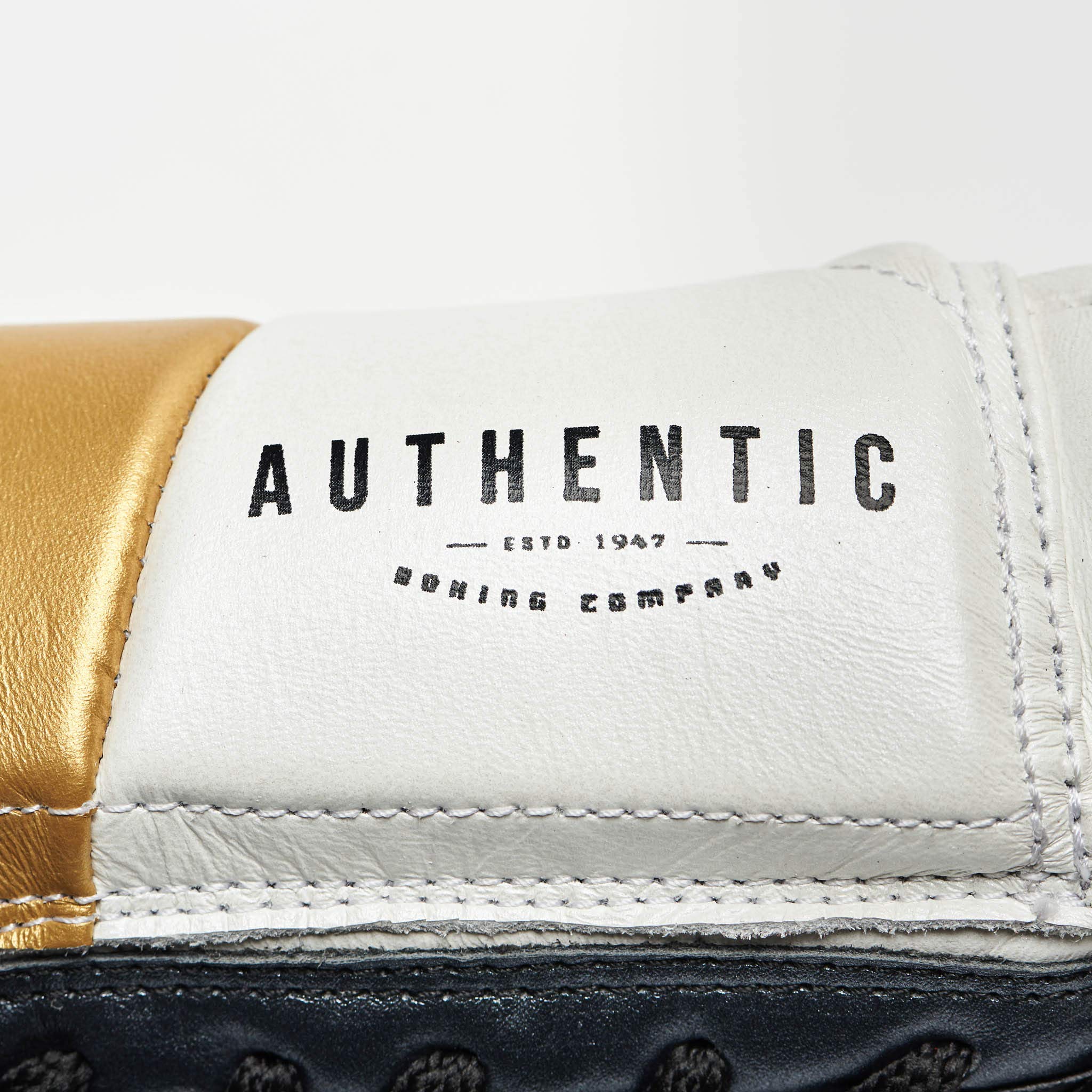 LEONE 1947 GUANTONI Boxe Authentic GN106L Bianco (10oz)