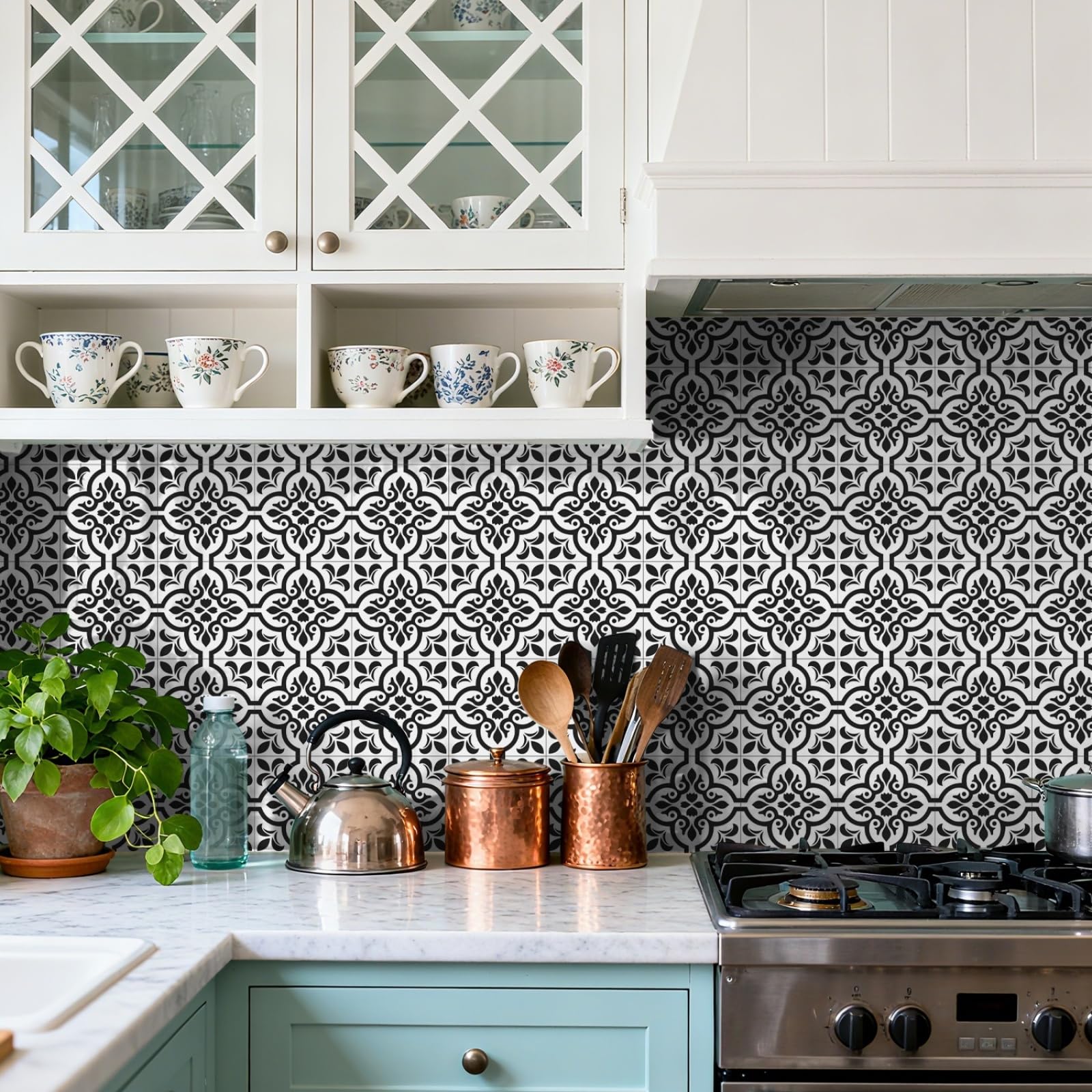 Peel and Stick Wall Tiles Moroccan Black Tiles Self Adhesive PVC Home Decor Backsplash Kitchen Tile Stickers Waterproof Tile Stickers for Bathroom 20x20cm /24 Pcs