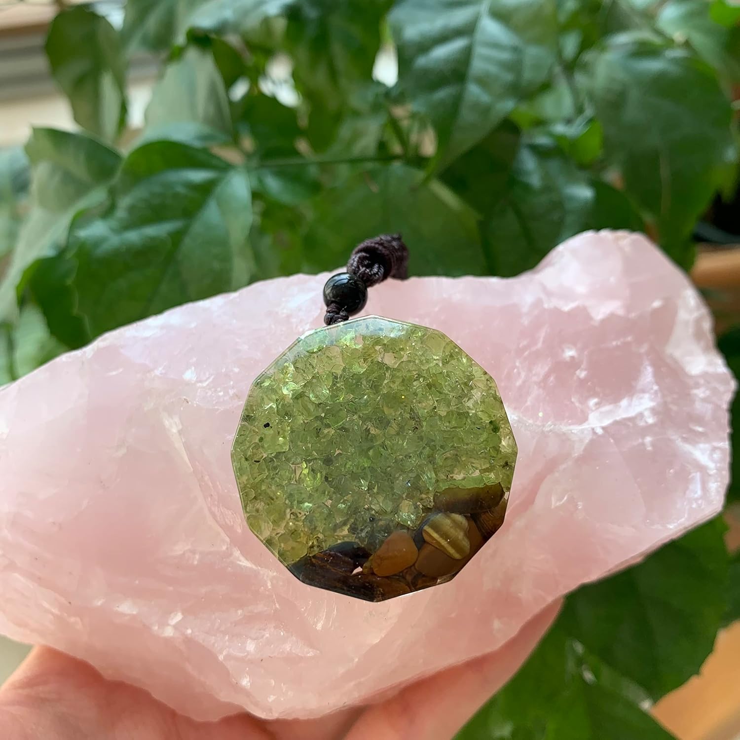 Tree of Life Green Chakra Healing Orgone Pendant Necklace with Green Peridot&Tiger Eye, Heart 4th Chakra Reiki Healing Crystals Stones Jewelry Men Women - Image 6