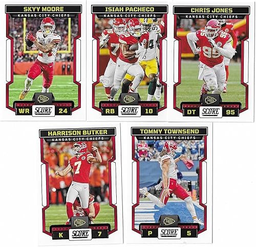 Miniatura 3 de 2023 Panini Score Football Kansas City Chiefs Team Set Gift Pack 2023 Score Team Plus Bonus Chiefs Set 2010-2022