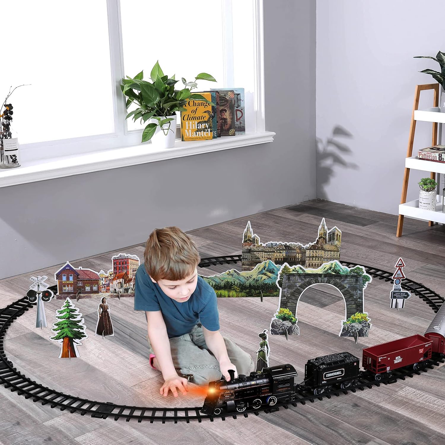 Tор Rаtеd Train Set with Smokes, Lights & Sound for Boys and Girls, Retro Train Toy with Black Electric Steam Locomotive Engine Long Tracks for Kids, for Christmas, Birthday for Children Aged 3+…