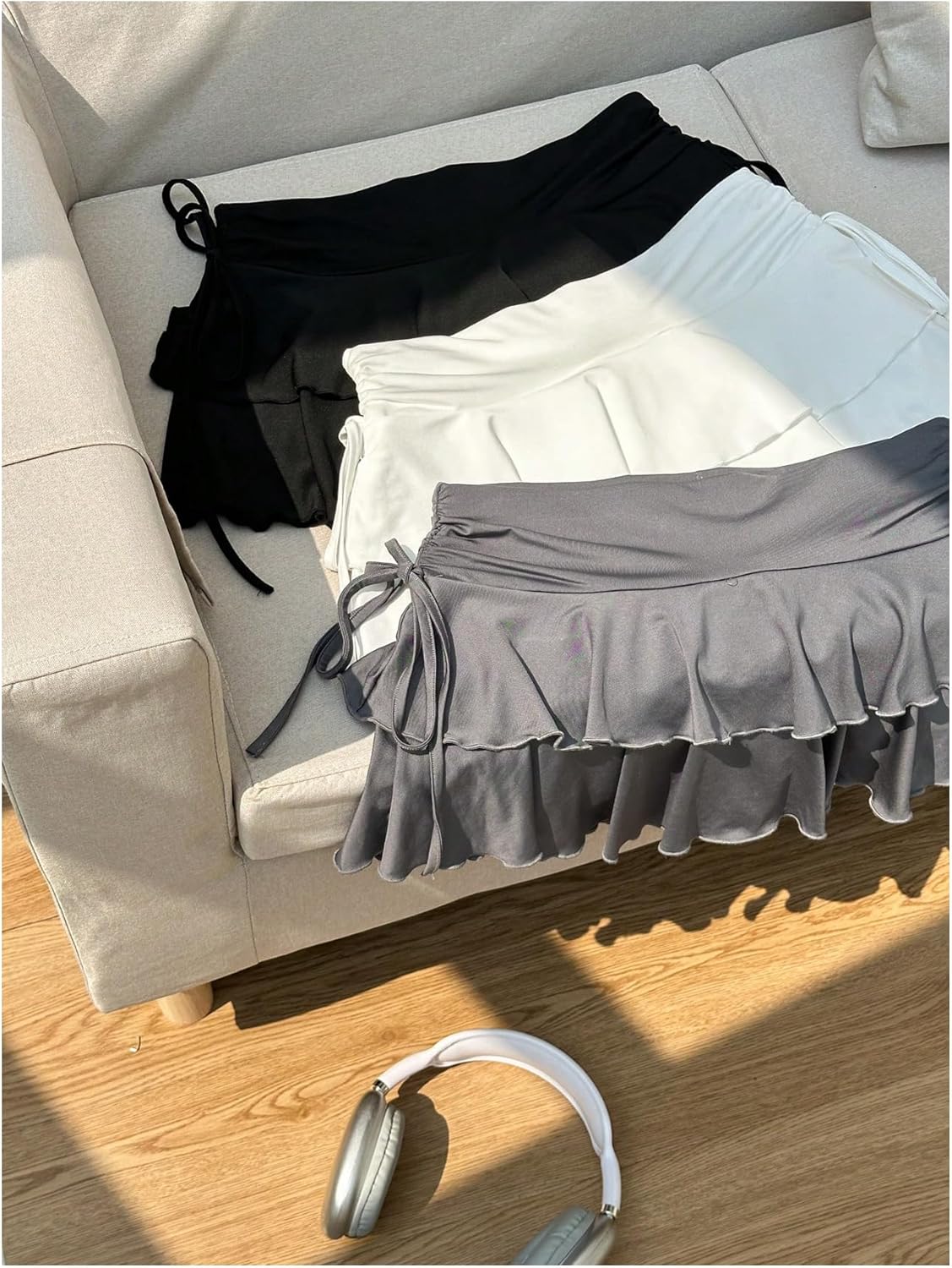 SHENHE Women's 3 Pack Y2k Ruffle Mini Skirt Low Rise Tiered Layer Drawstring Side Coquette Skirt - Image 4