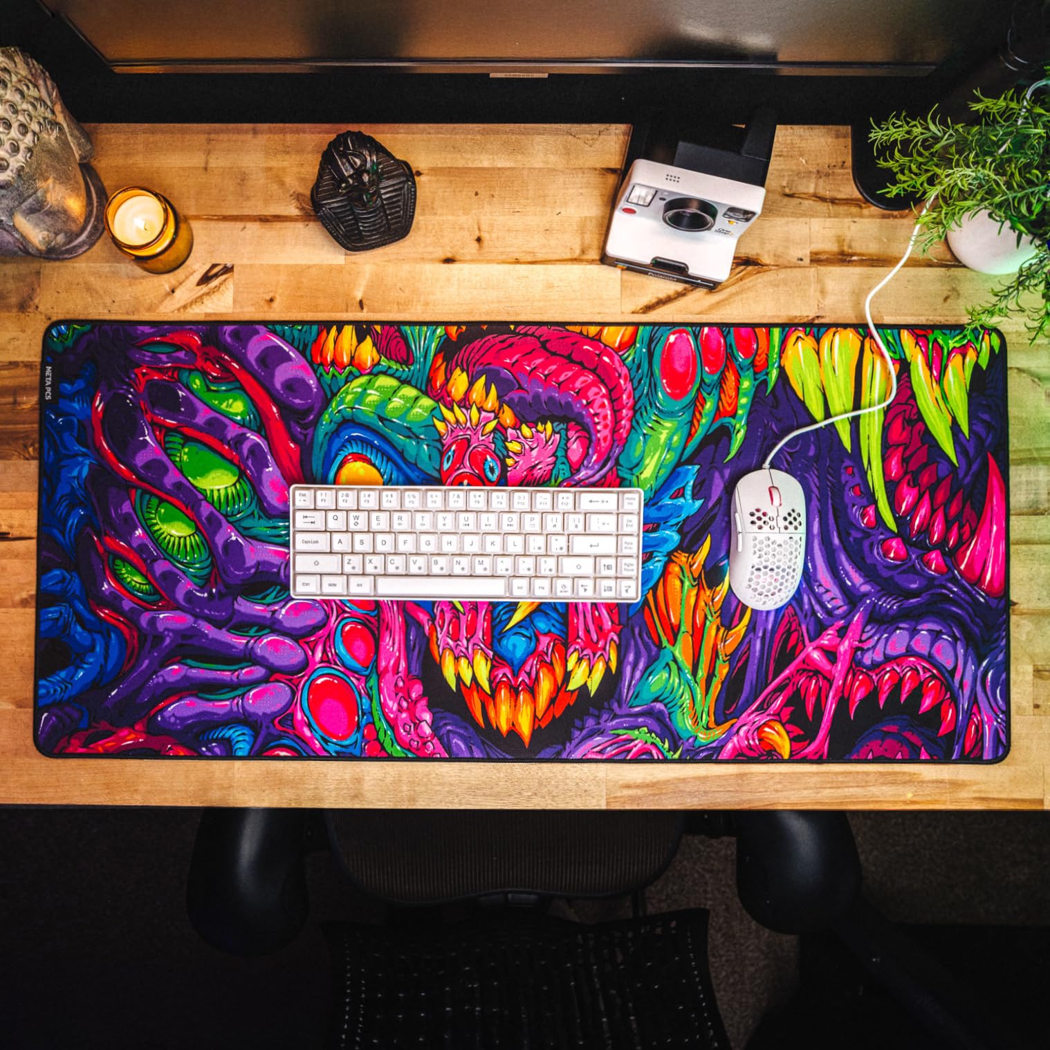 Hyperbeast Artwork - Alfombrilla de mouse para juegos con bordes cosidos, base de goma natural antideslizante duradera, impermeable, para teclado de computadora para profesionales de deportes