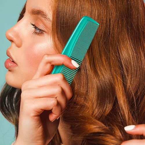 Miniatura 4 de Leinuosen Juego de 12 peines para el cabello, peine de plástico con bolsillo para dientes finos para mujeres y hombres, Peines para Cabello (azul