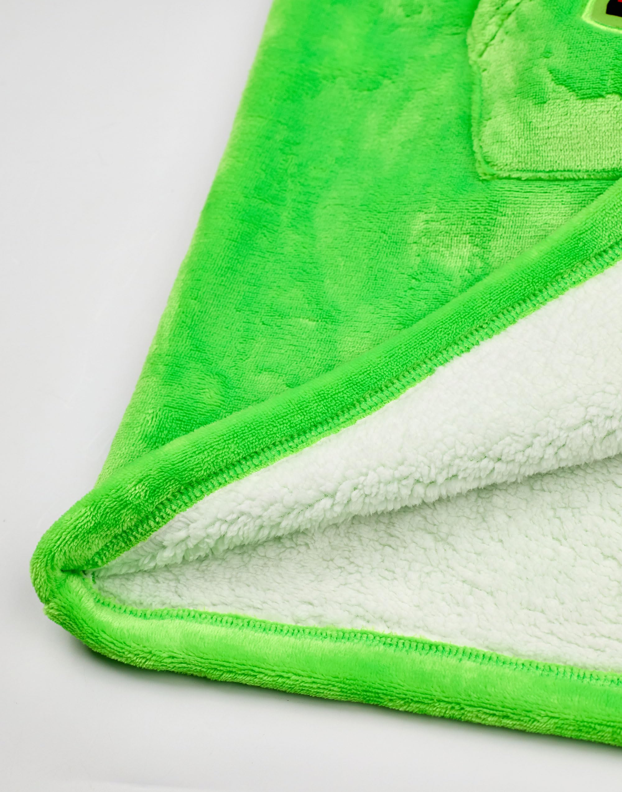 Super Mario Nintendo Tragbare Decke Unisex Hoodie für Kinder | Grüner Kapuzenpullover für Kinder mit Yoshi Charaktergrafiken | Sherpa-gefütterte Loungewear mit Taschen für Jungen und Mädchen