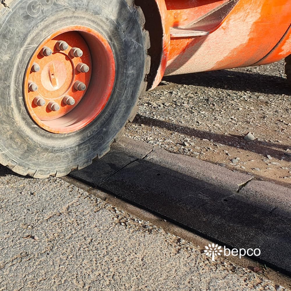 Rampa Per Marciapiede In Gomma 50x25x10 Cm - 2 Pezzi Con Maniglie, Portata Fino A 7T