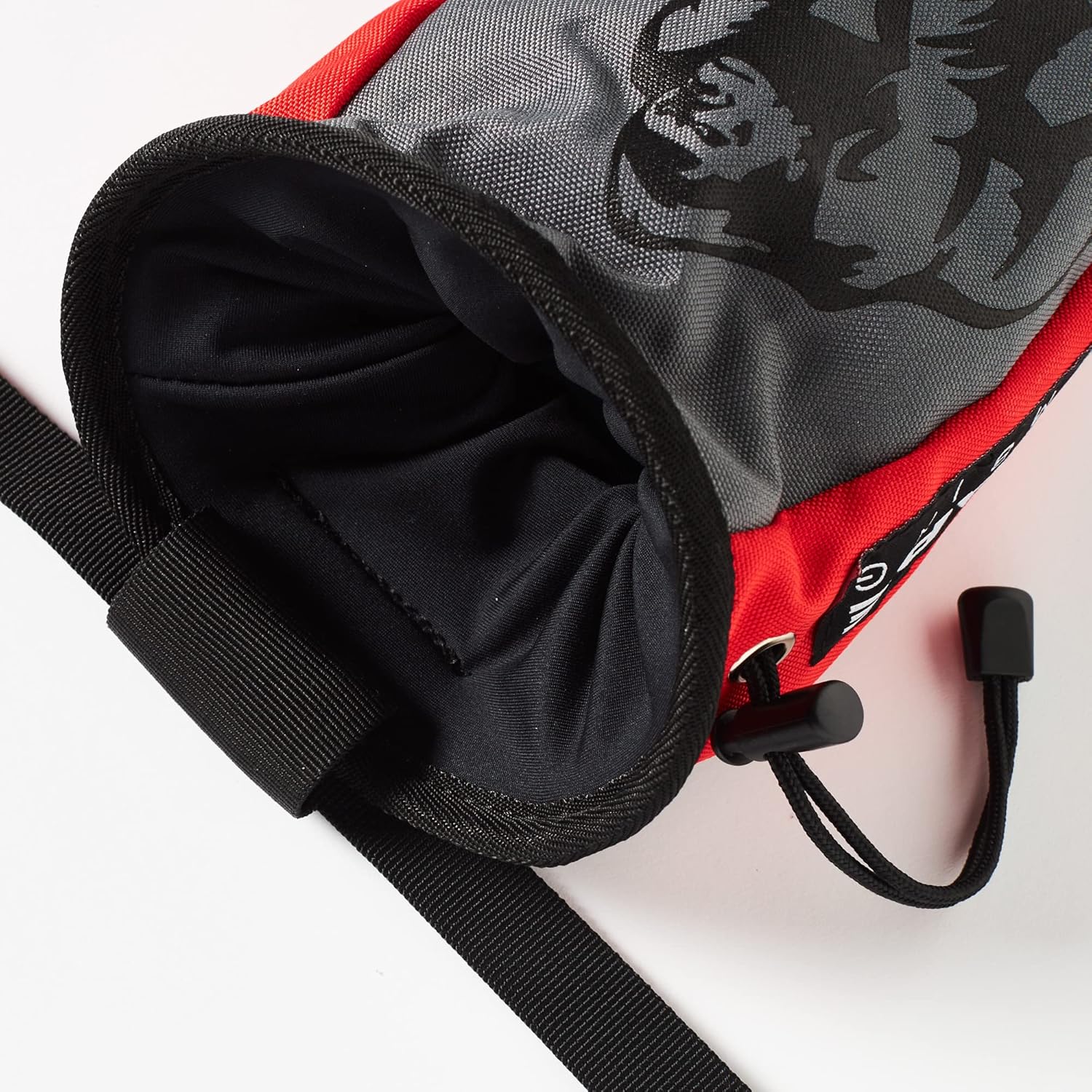 Escape Climbing Bouldering Chalk Bag Pack | Premium Chalk Bag + Chalk + Brush to Start Bouldering | Rock Climbing Equipment Starting Kit | : Sports & Outdoors