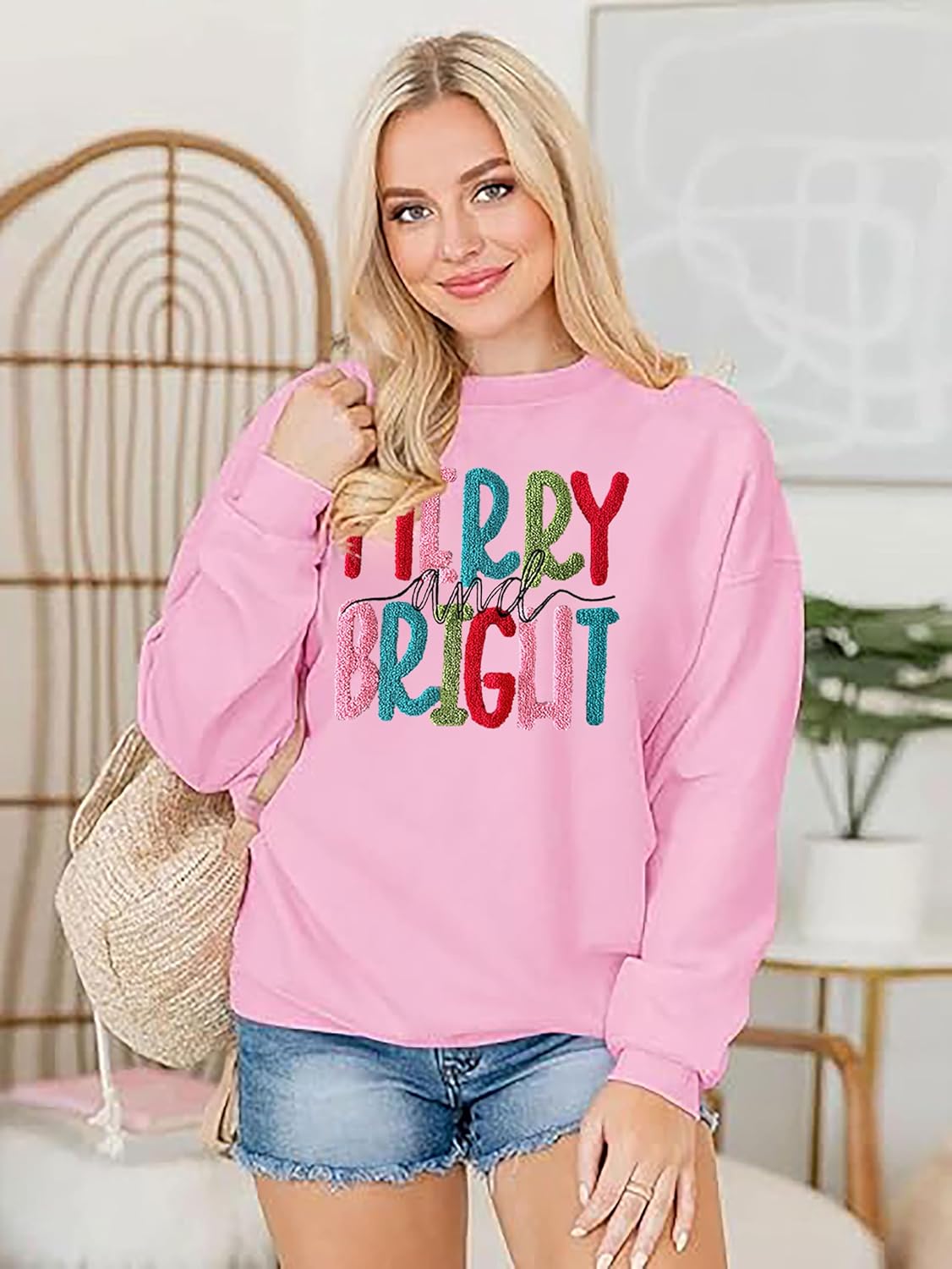 Christmas Sweatshirt Women Merry And Bright Christmas Pullover Shirt Novelty Chenille Patch Xmas Gift Holiday Top