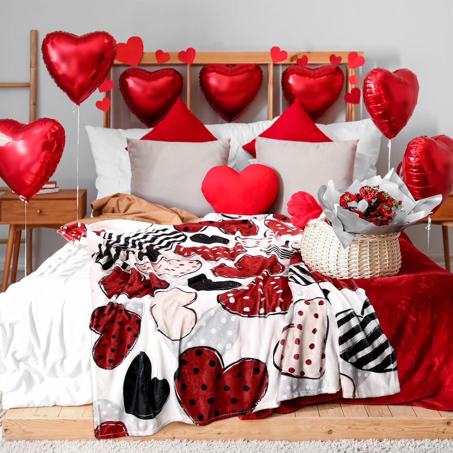 Buryeah Valentine‘s Day Blanket Throw Gifts Candy Hearts Love Throw Blanket Vintage Couch Sofa Soft Warm Bed Blankets for Women Men Conversation Party, 50 x 60 Inch(Vintage Heart) - Image 3