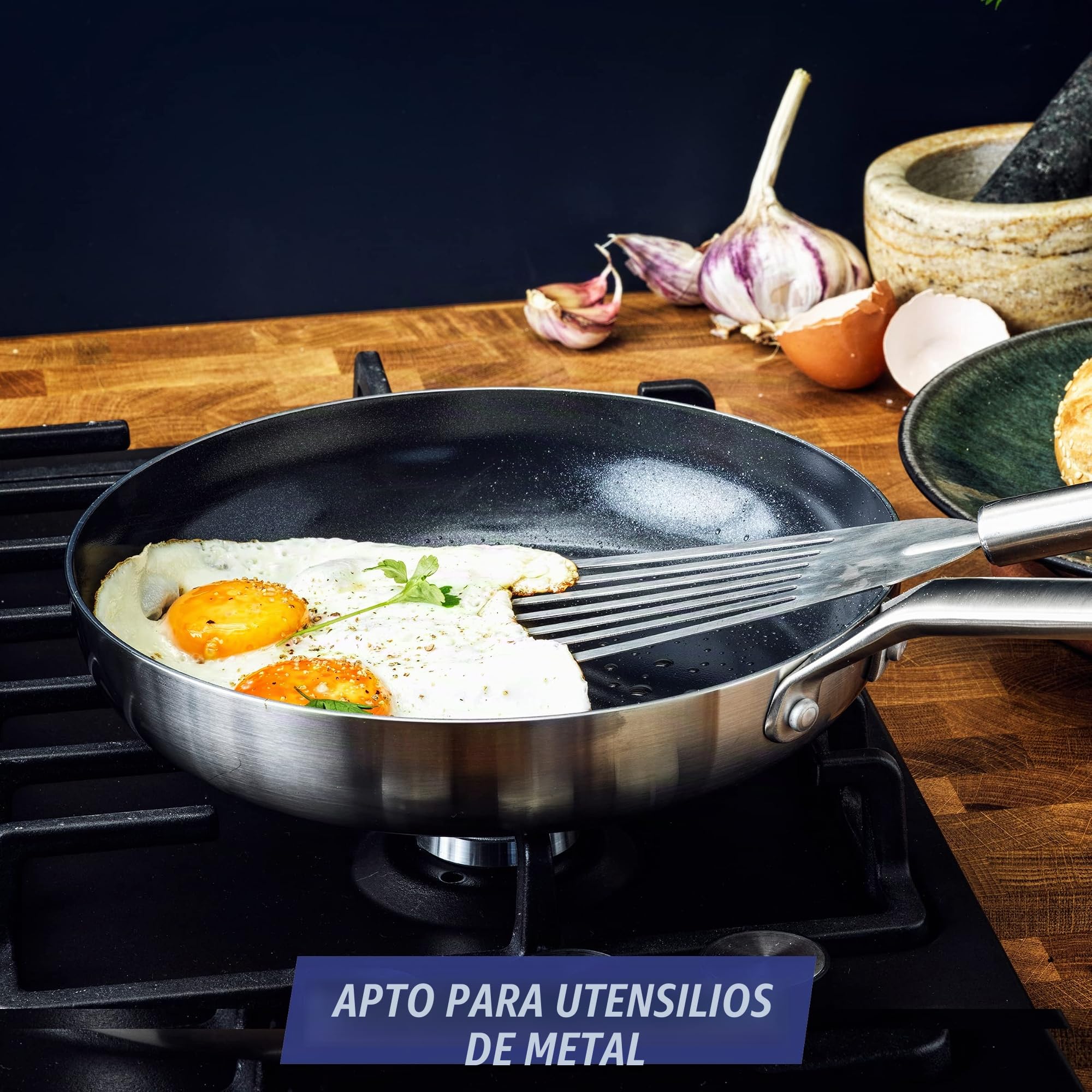 Blue Diamond Triple Steel Sartén de Cerámica Antiadherente de Acero Inoxidable, 24 cm, Sin PFAS, Multicapa, Apta para Inducción, Honor y Lavavajillas, Plata