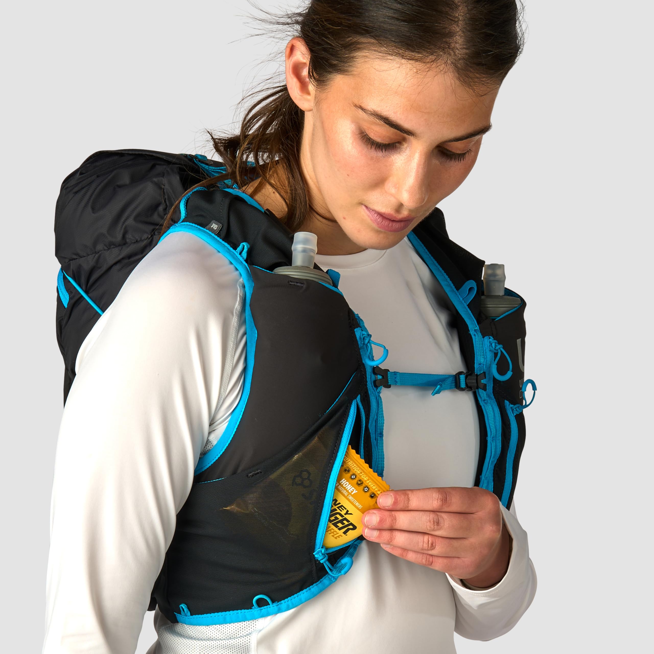 Amazon.com : Ultimate Direction Adventure Vest - 17 Liter Capacity