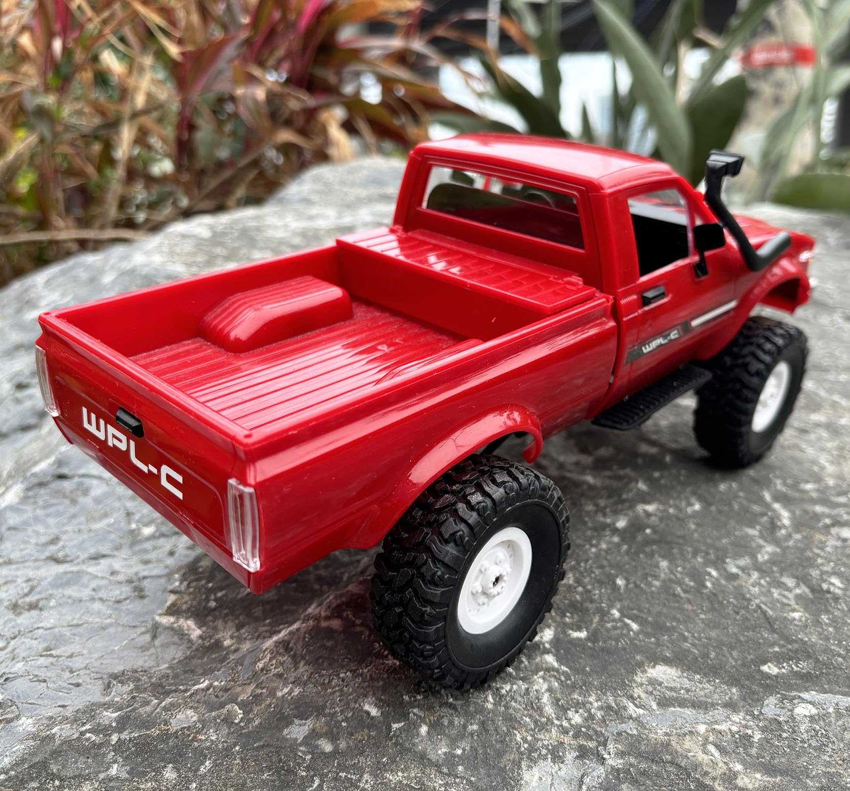 HLSFWDRIVE RC Rock Crawler 4x4 WPL C24 RC Truck Off Road RTR Control remoto a escala 1/16 Crawler todo terreno con dirección proporcional del acelerador 2.4 GHz luz LED juguete para adultos