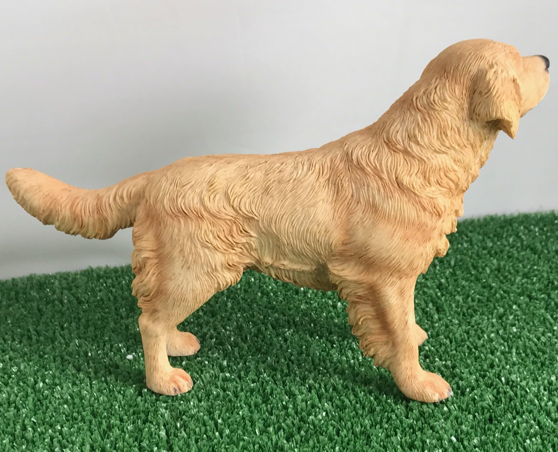 LEONARDO Golden Retriever Figur Deko, realistisches Ornament aus der Dog Studies Reihe, in hochwertiger Geschenkbox