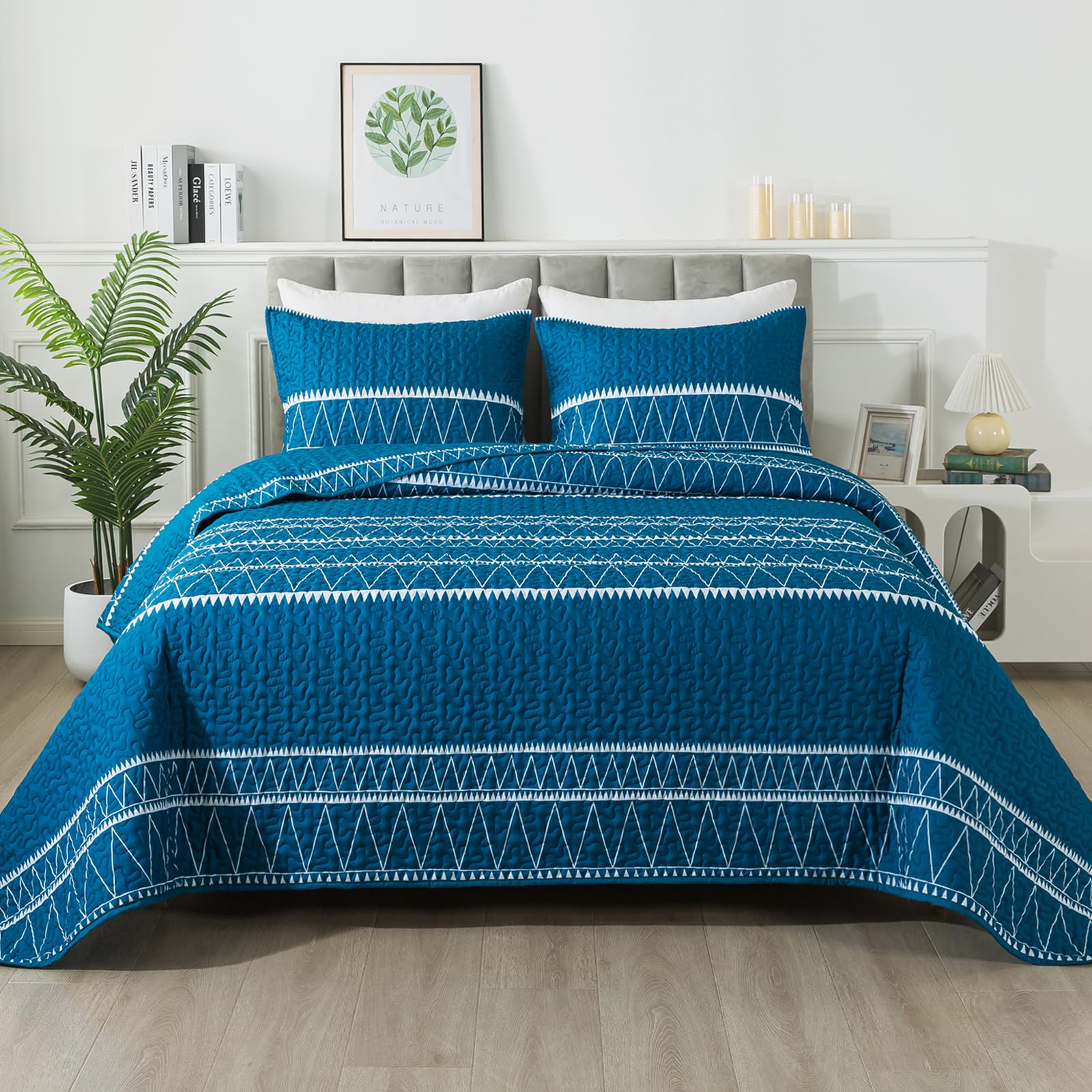 Andency Teal Quilt Set California King (112x104 Inch), 3 Pieces(1 Striped Triangle Printed Quilt and 2 Pillowcases), Bohemian Summer Lightweight Reversible Microfiber Bedspread Coverlet Sets