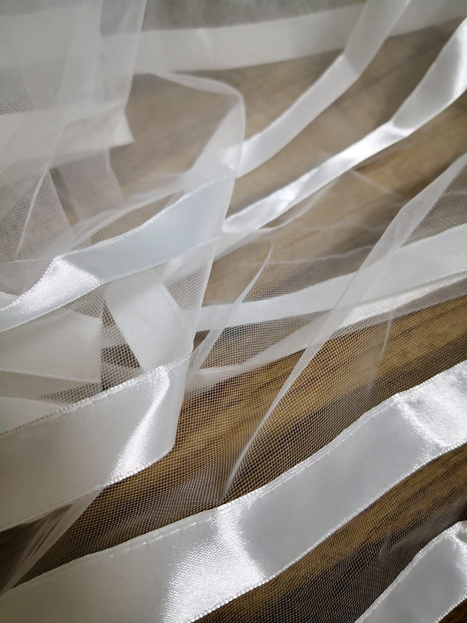 Ślub Welon slubny z krawędzią wstążki Dwuwarstwowe welony ślubne dla panny młodej z grzebieniem Akcesoria ślubne (Color : Ivory)