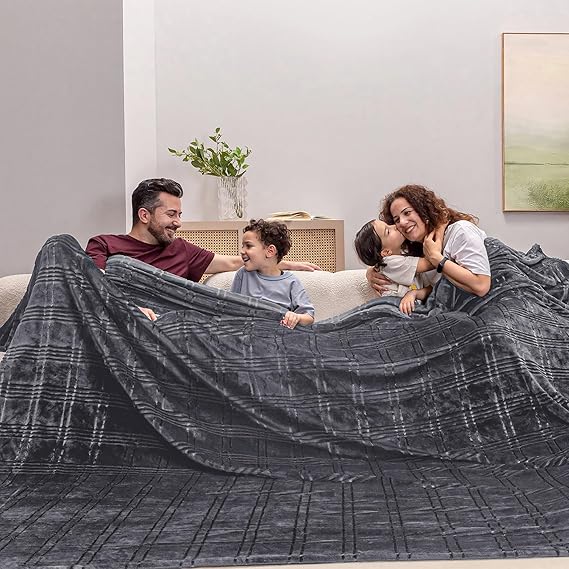 COOVA Oversized King Fleece Blanket 120x120 inches, Soft Cozy Warm Giant Extra Large 10'x10' Blanket for Bed, Sofa, Couch,Travel, Camping, California Huge Big Throw Blanket, Checkered Dark Grey