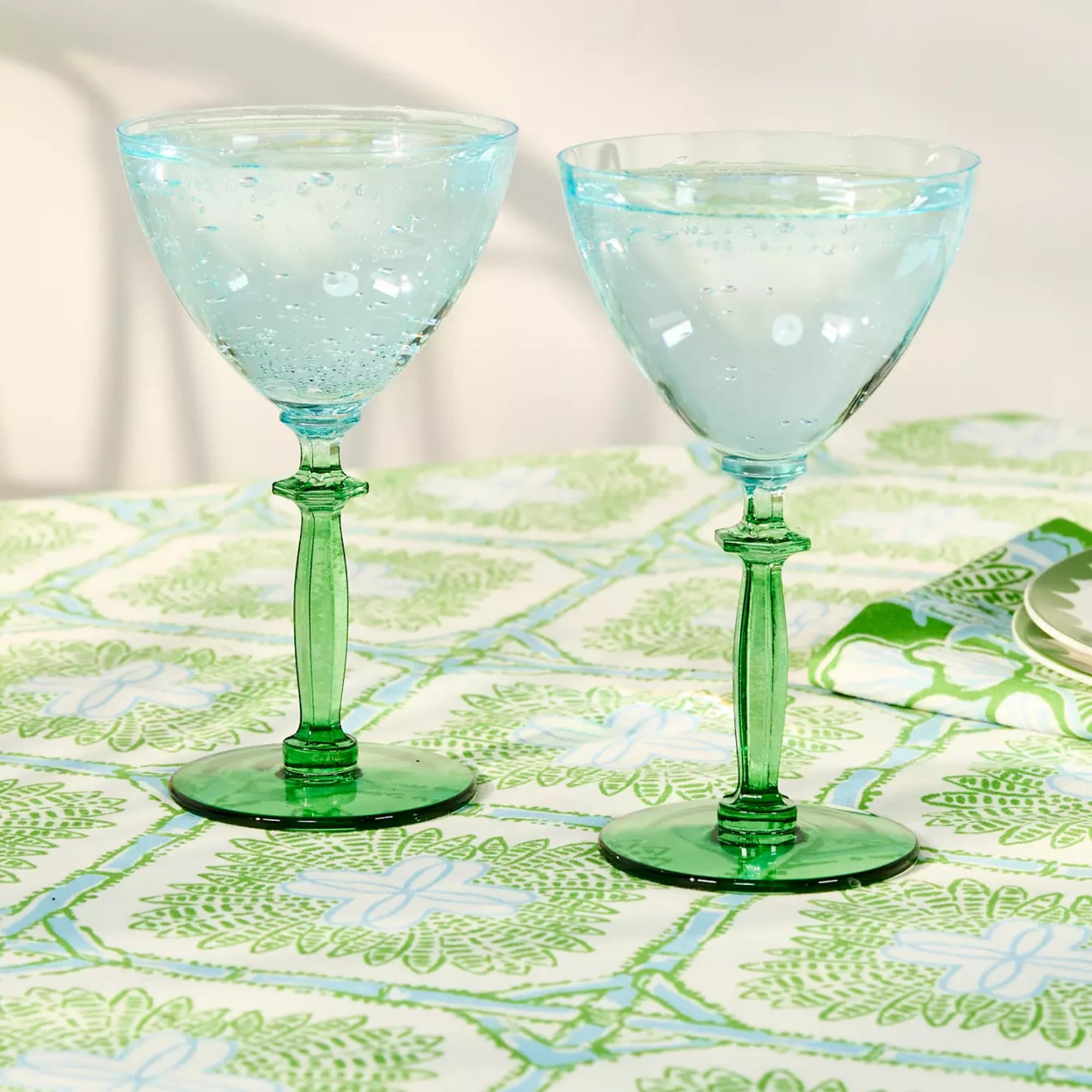 Amazon.com | Lilly Pulitzer Colored Wine Glass Set with Scultped Stems,  Cute Cocktail/Bar/Coupe Glasses, Set of 2 (Hydrangea Blue and Peninsula  Green): Wine Glasses