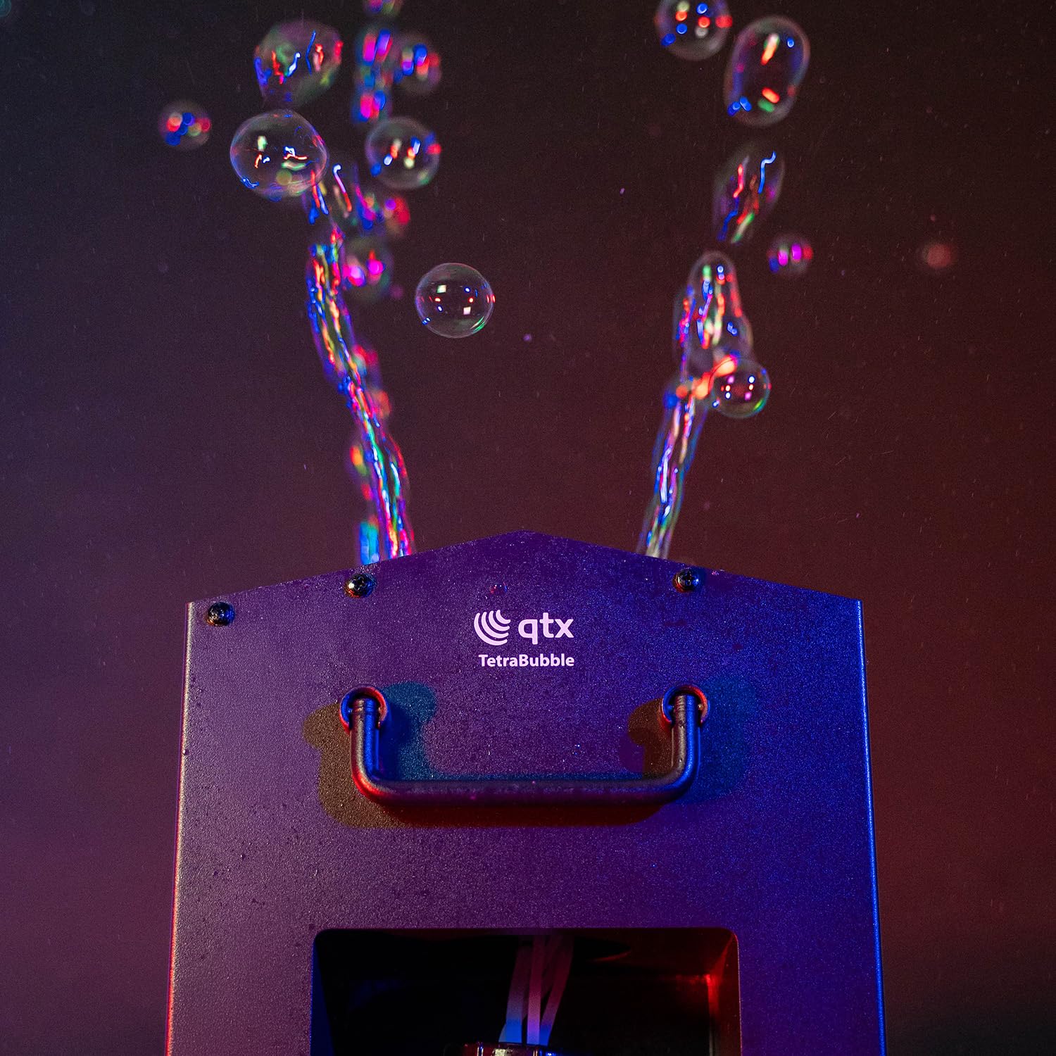 QTX Tetra Seifenblasenmaschine | Professioneller Hochleistungs-4-Rad-Bubble-Maker mit kabelloser Fernbedienung und 1,2 l Tank | Tragbarer Seifenblasengenerator für Partys, Hochzeiten, Veranstaltungen