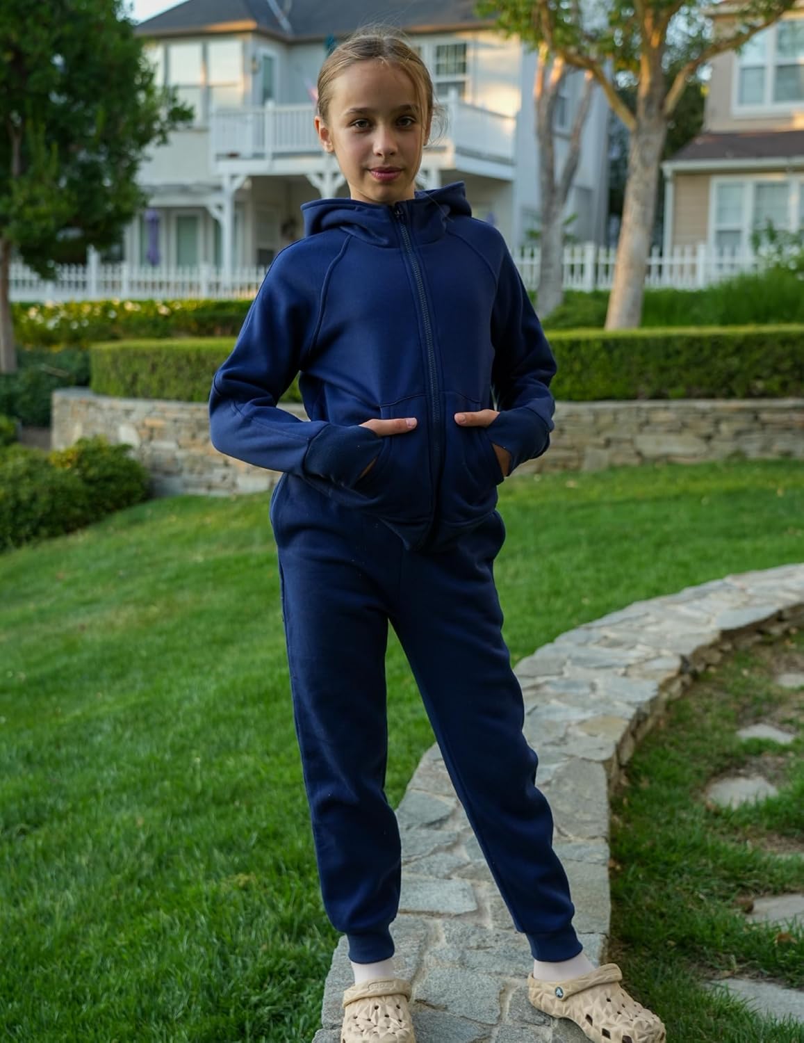 Arshiner Girls 2 Piece Outfit Drop Shoulder Zip Up Hoodies and Sweatpant Clothing Set with Pockets - Image 3