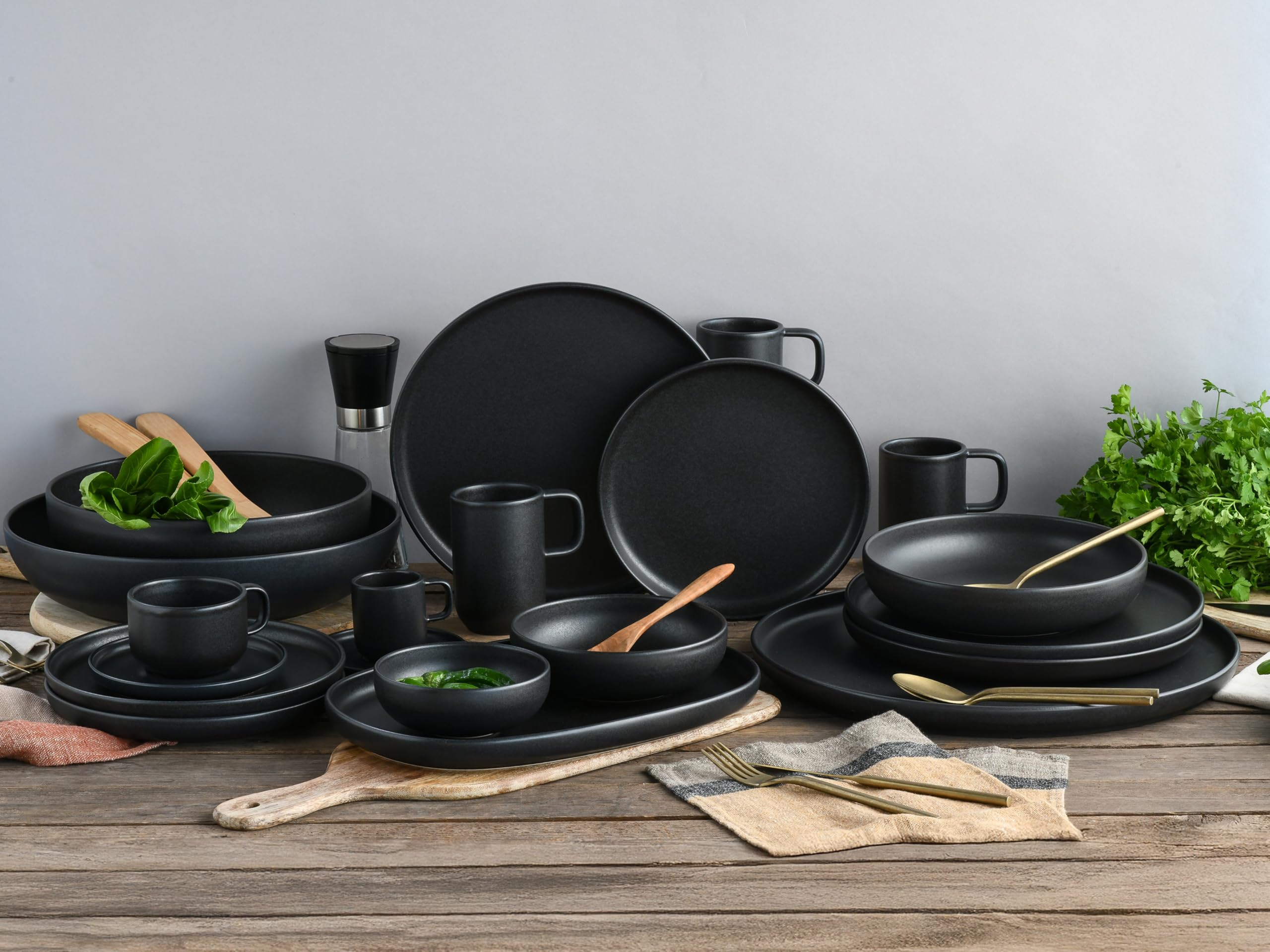 Creatable Série Uno Black 22979 Service de table 12 pièces en grès