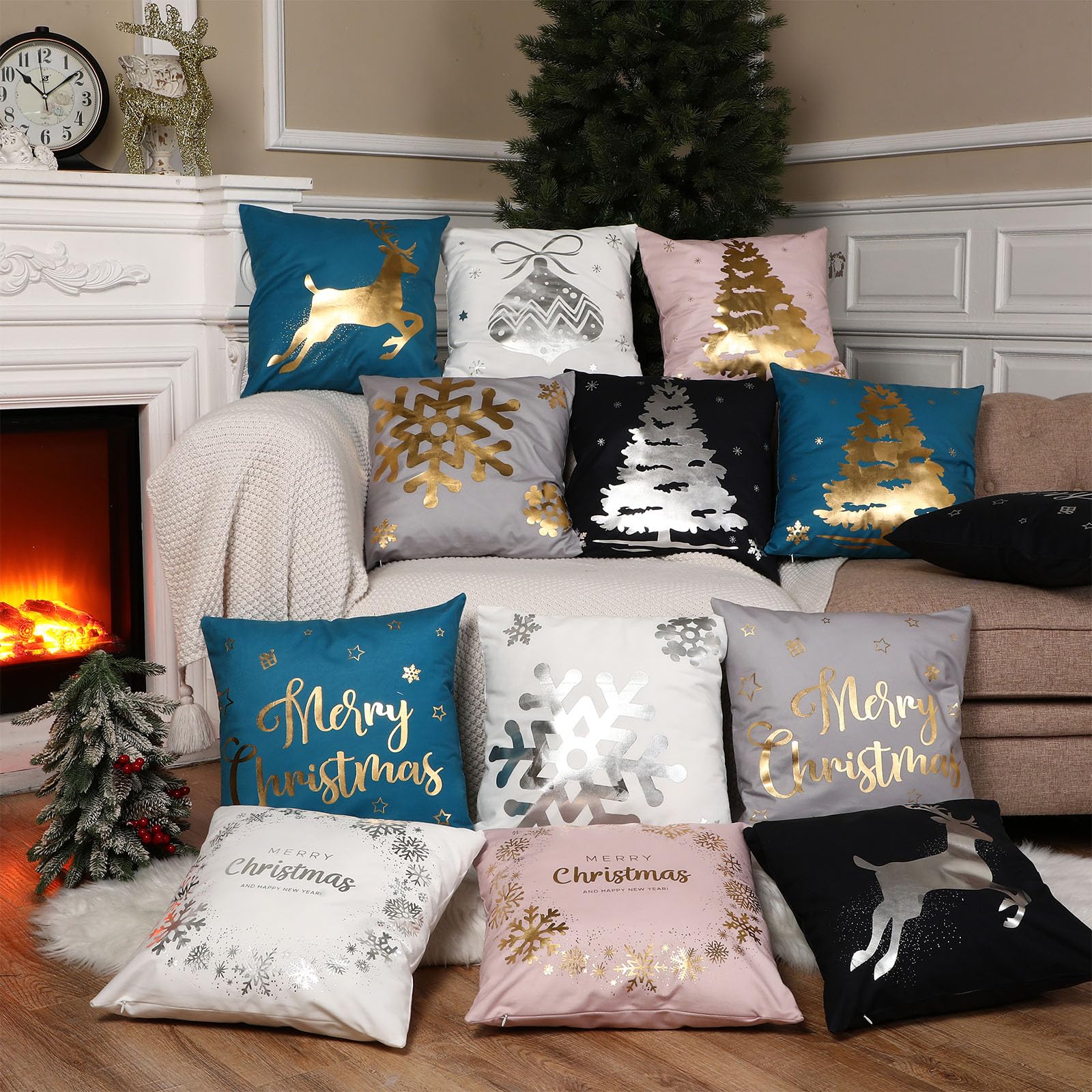 6 Pcs Housses de Coussin de Noël Taies d'oreiller Joyeux Noël Housses d'oreiller en Peluche pour Décoration d'hiver Vacances Canapé Sofa Bureau Chambre 45 x 45 cm (Noir, Argent)