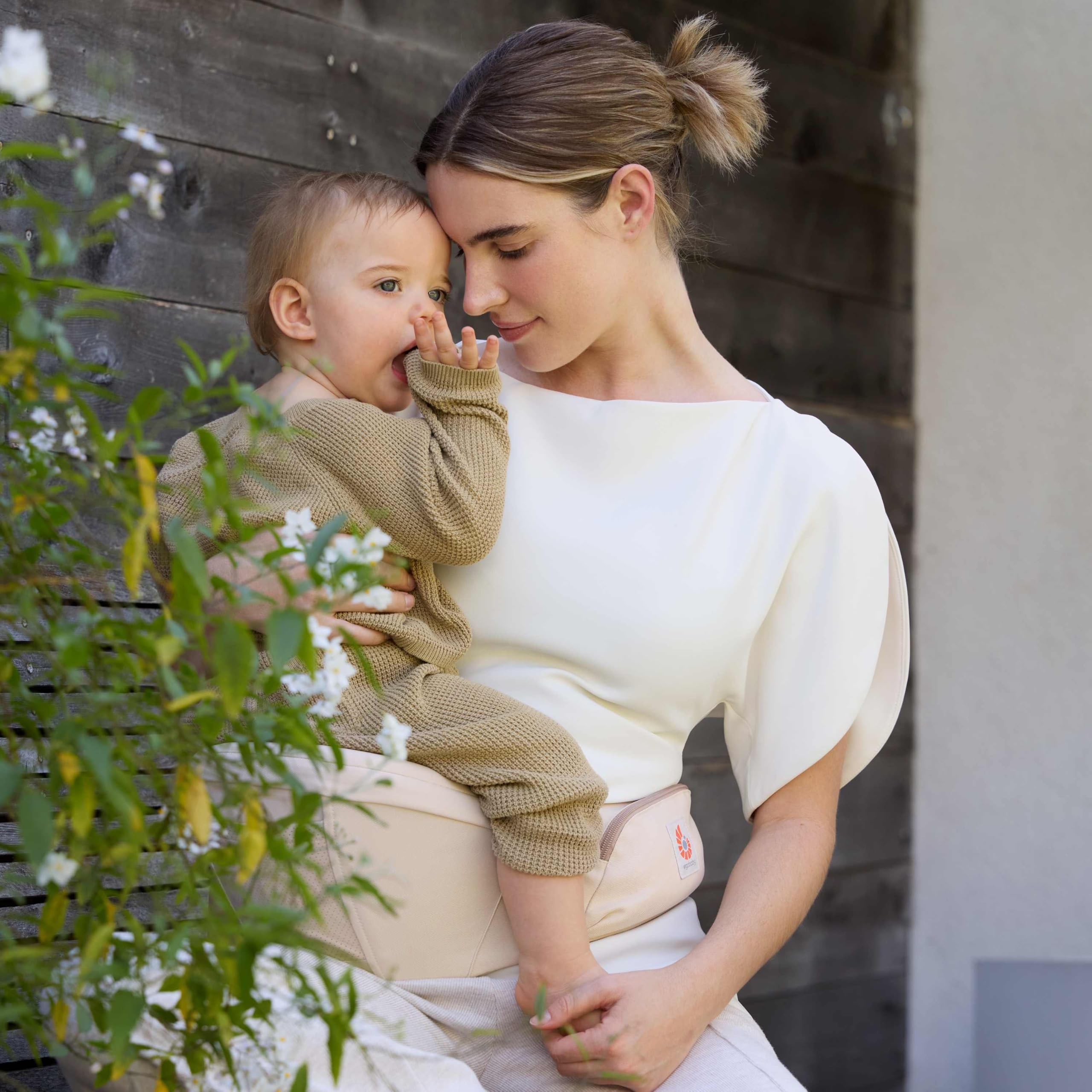 Amazon | Ergobaby(エルゴベビー) Lift ヒップシート ナチュラル Amazon | Ergobaby(エルゴベビー) Lift ヒップシート ナチュラル