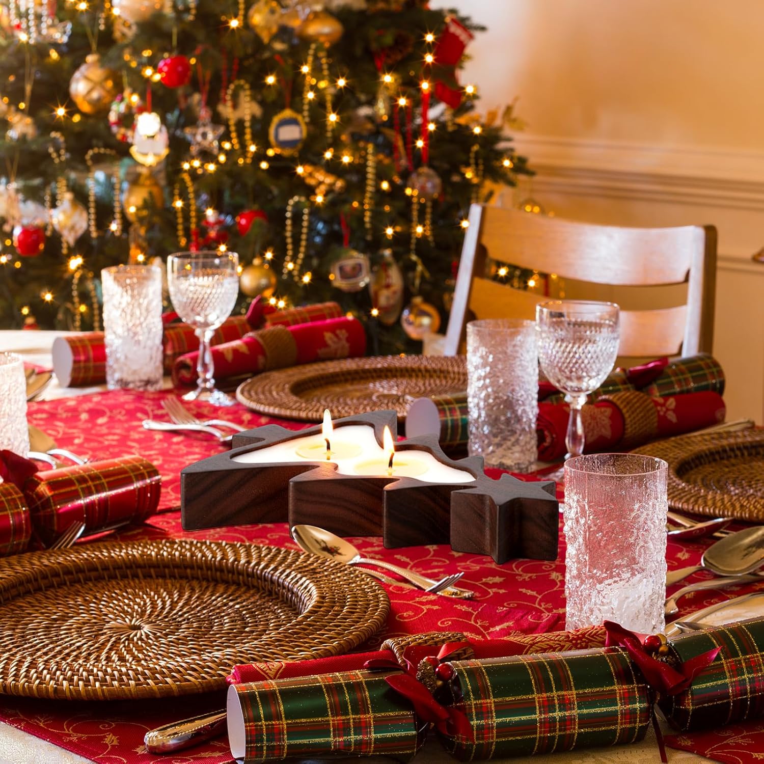 Potchen 1 Set Wooden Christmas Bowl Candle Gifts 14oz Large Rustic Wood Christmas Dough Bowl Candle with Berries Pine Label for Xmas Farmhouse Table Centerpiece Decor, 11.81 x 9.84 in(Tree)