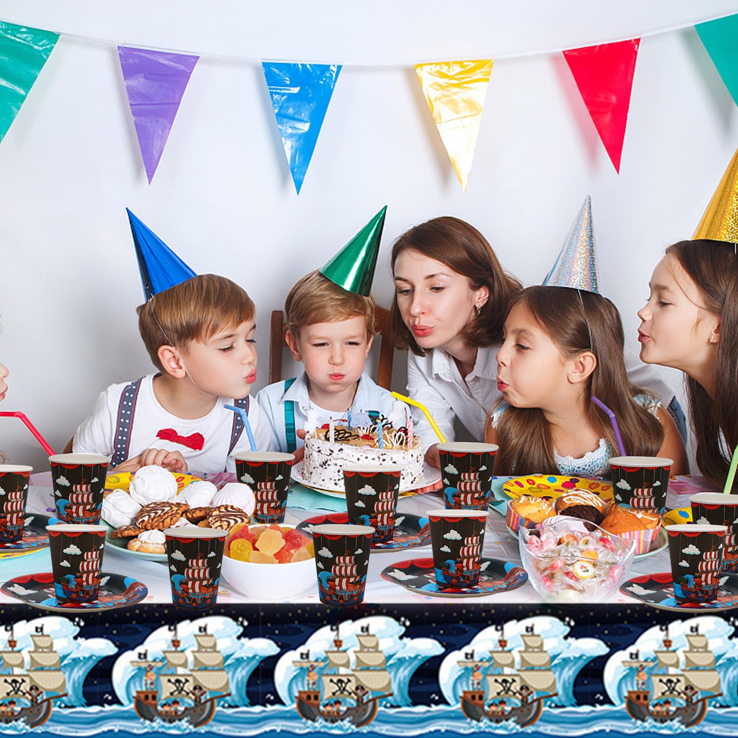 Compleanno Pirata Stoviglie,61 Pezzi Stoviglie Pirata per Feste,Feste Decorazione per Tema Pirata,Kit Compleanno Pirata con Piatto,Tazza,Tovaglioli,Tovaglia per 20 Ospiti