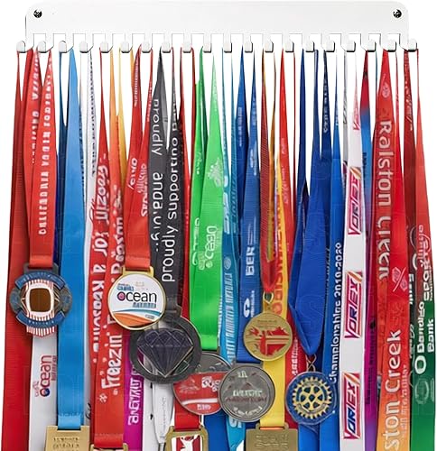 Vista 21 de Soporte para medallas – She Believed She Could She Did – Soporte personalizado para medallas para corredor de carreras deportivas, placa de metal